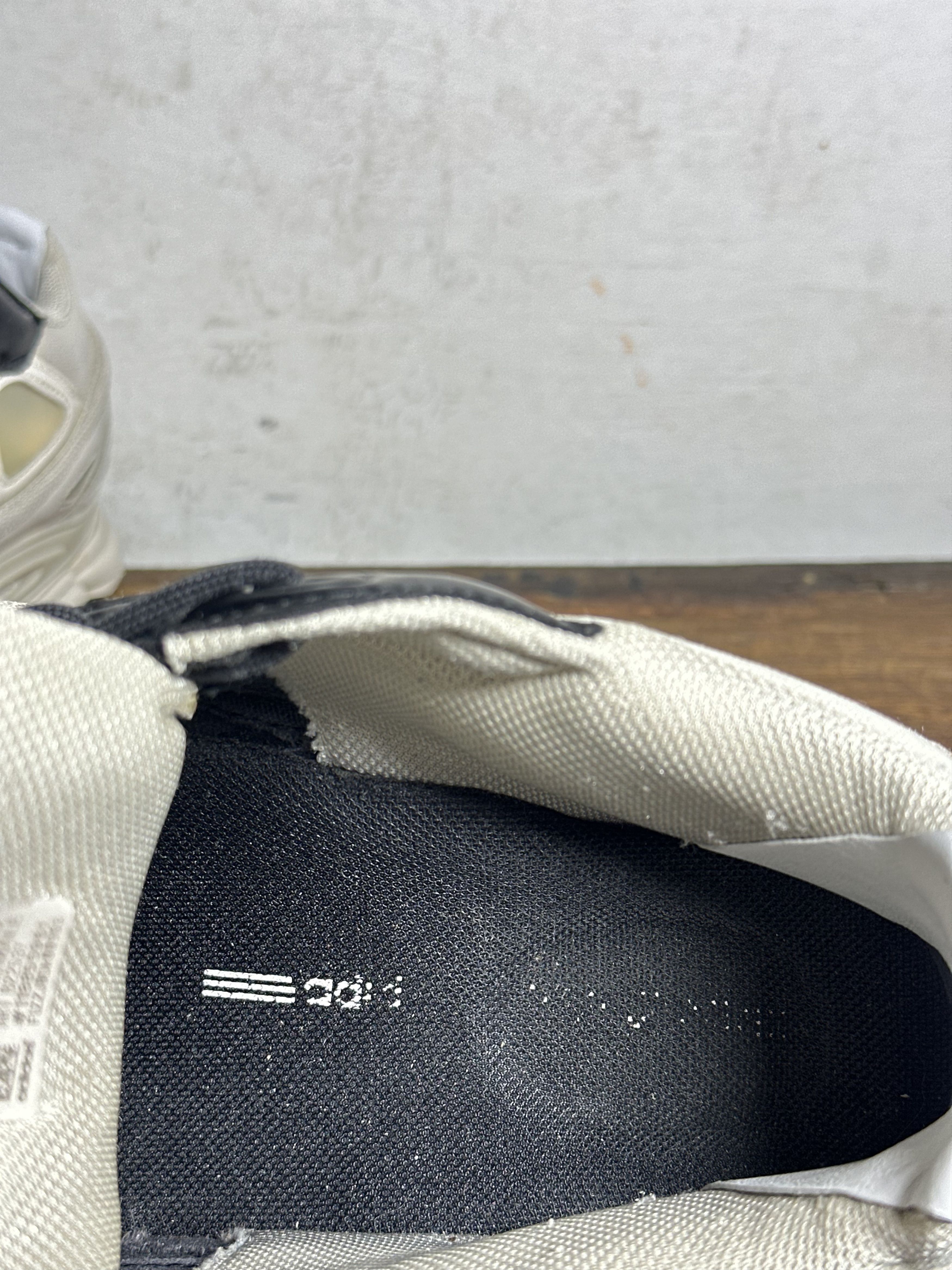 Adidas × Raf Simons Adidas by Raf Simons Ozweego 3 Cream White Sneakers Size US 10.5 / EU 43-44 - 13 Thumbnail