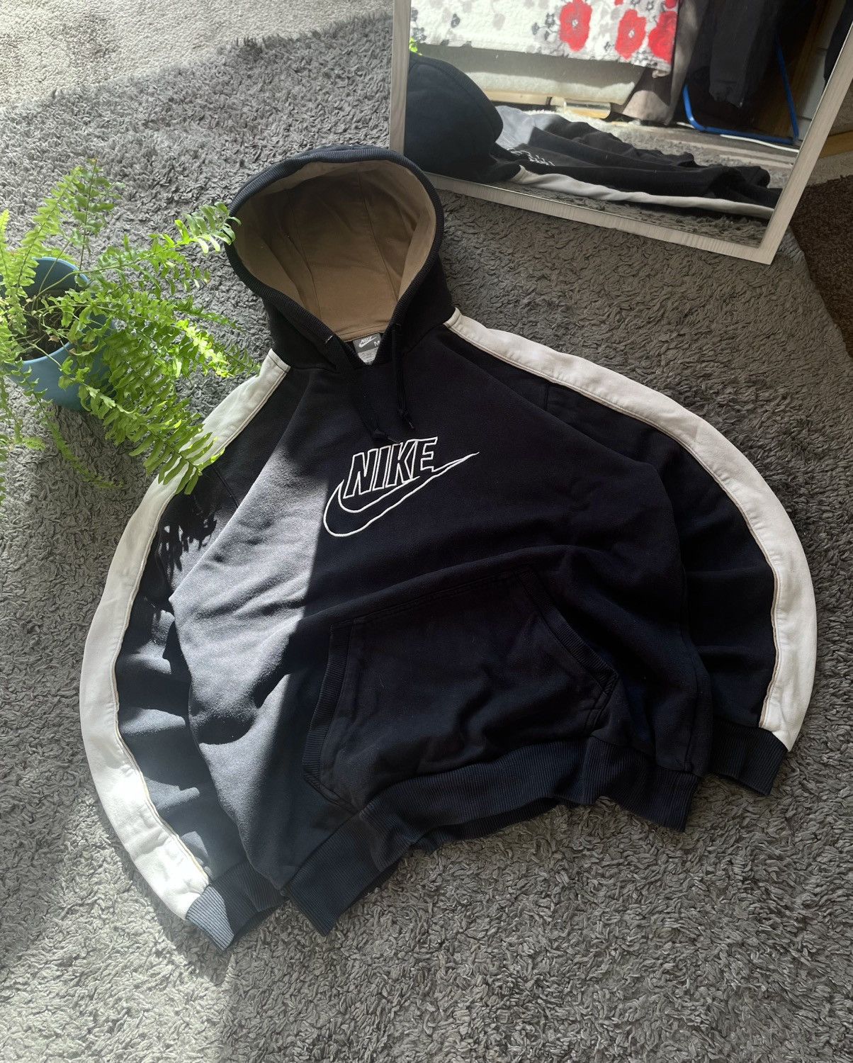Nike × Vintage 00s Nike Vintage Hoodie Streetwear Big Logo Swoosh Rare Size US M / EU 48-50 / 2 - 2 Thumbnail