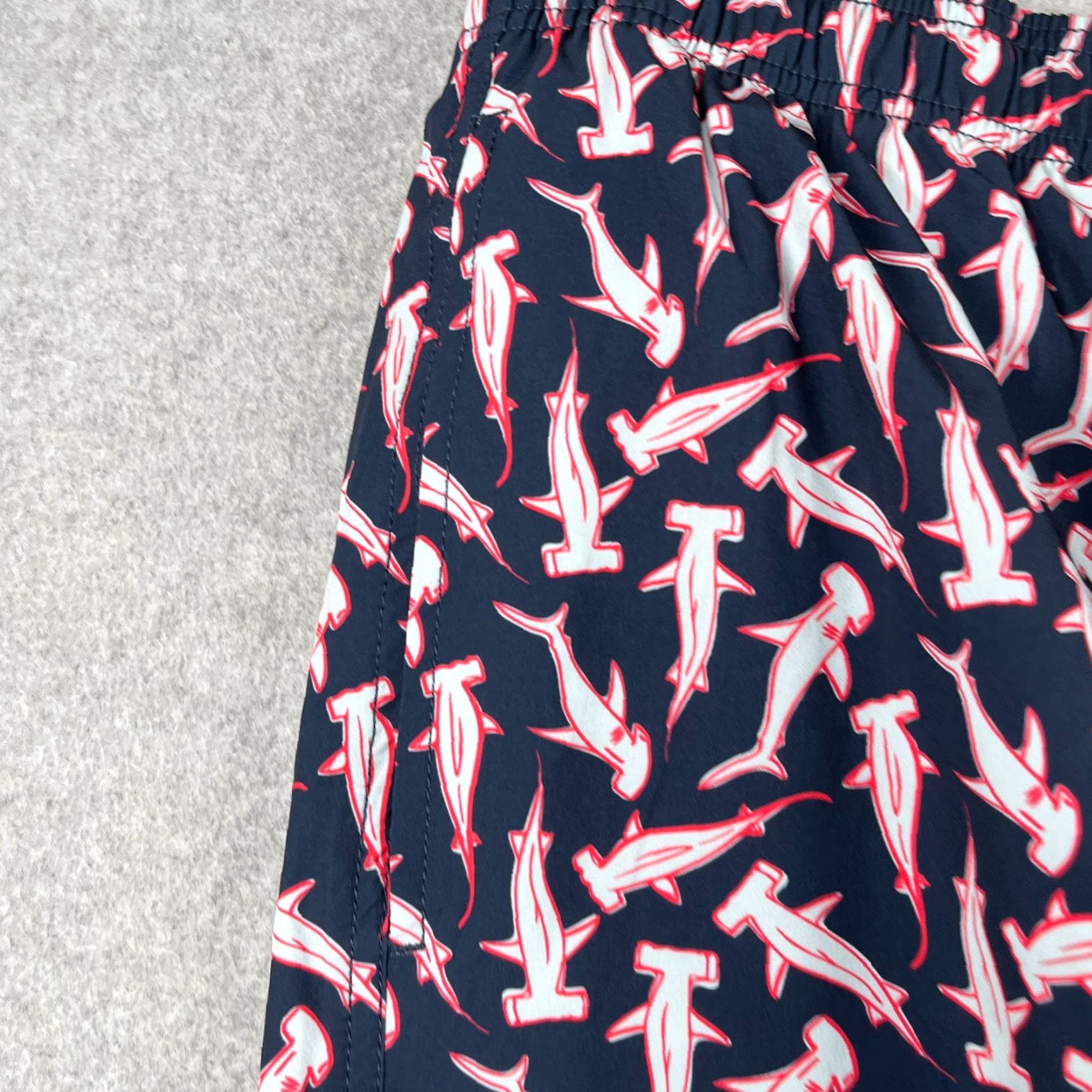 Southern Tide Southern Tide Bottom Mens M Navy Sharks Print Swim Trunks Drawstring Beach 90s? Size 40R - 5 Thumbnail