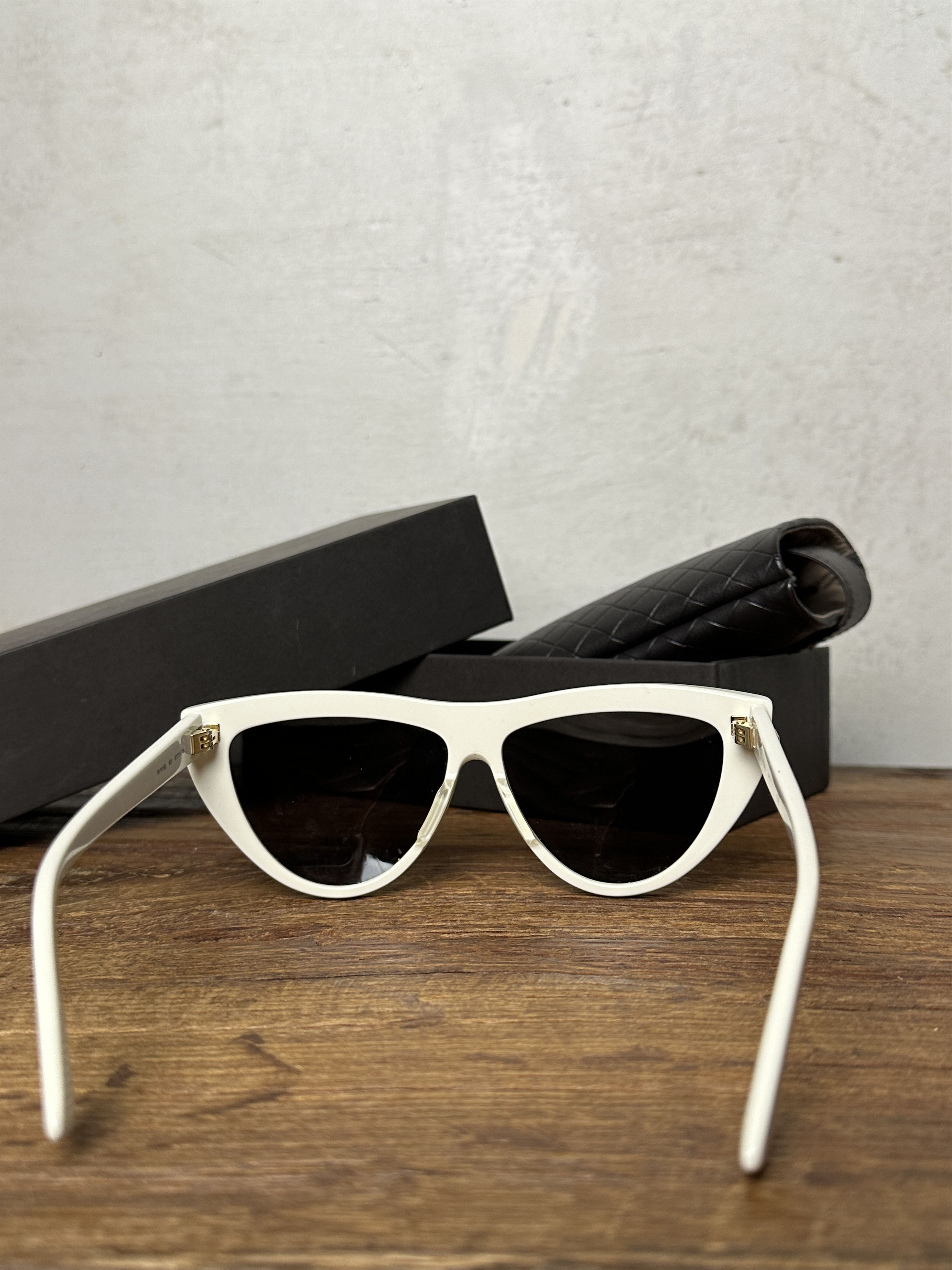 Bottega Veneta Bottega Veneta New Classic White Sunglasses Size ONE SIZE - 7 Thumbnail