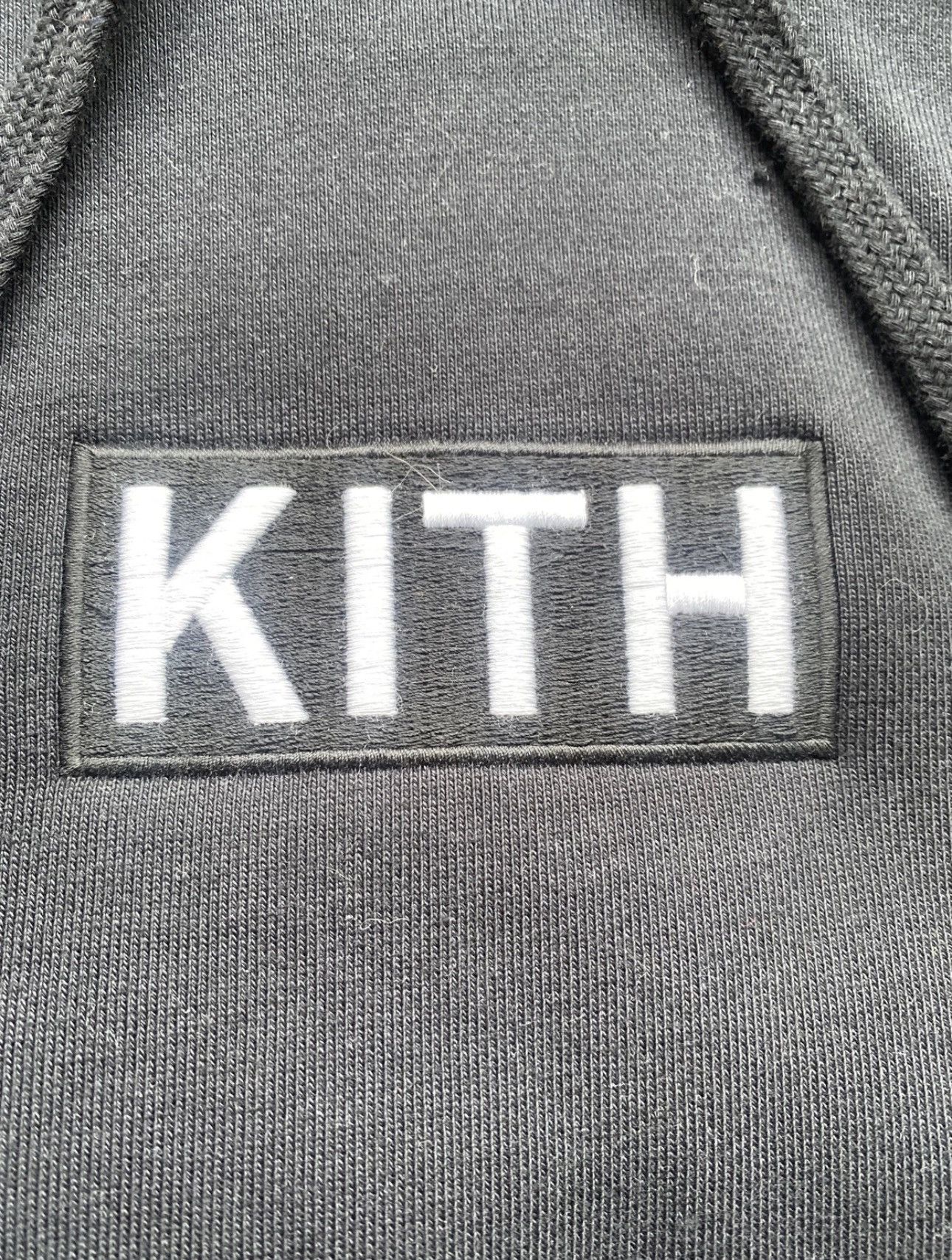 Disney × Kith KITH x Disney Mickey Sleeve Patches Hoodie Mickey's 90th Size US S / EU 44-46 / 1 - 4 Thumbnail