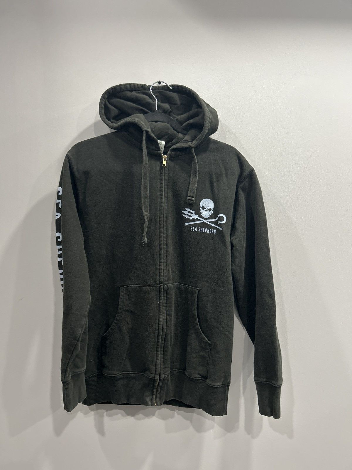 Vintage Vintage Sea Shepherd Hoodie Zip Up Size US S / EU 44-46 / 1 - 1 Thumbnail