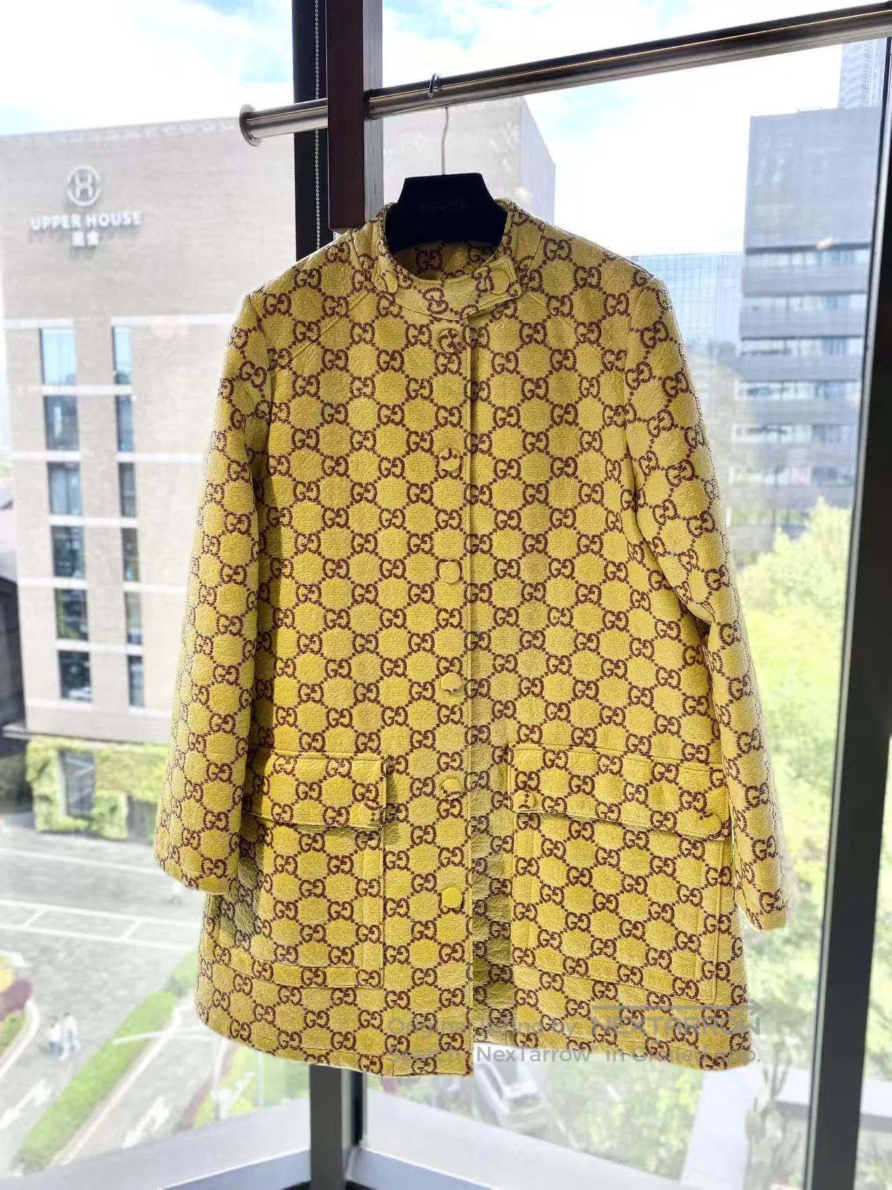 Gucci Guicci Presbyon full print double G brushed rubber coat ja Size XXS / US 00 / IT 34 - 2 Thumbnail
