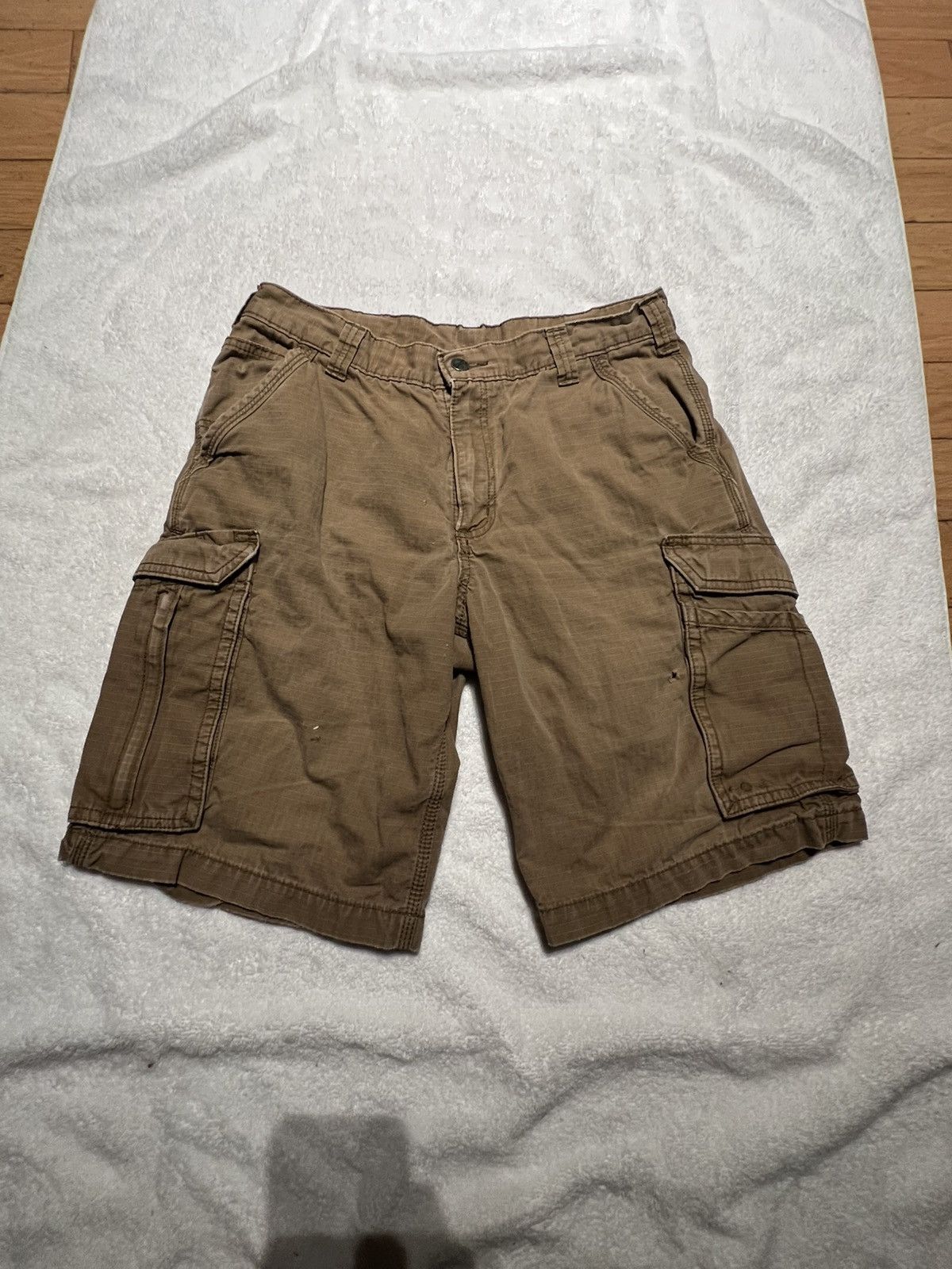 Carhartt Vintage Carhartt Men’s Cargo Shorts Size US 33 - 1 Thumbnail