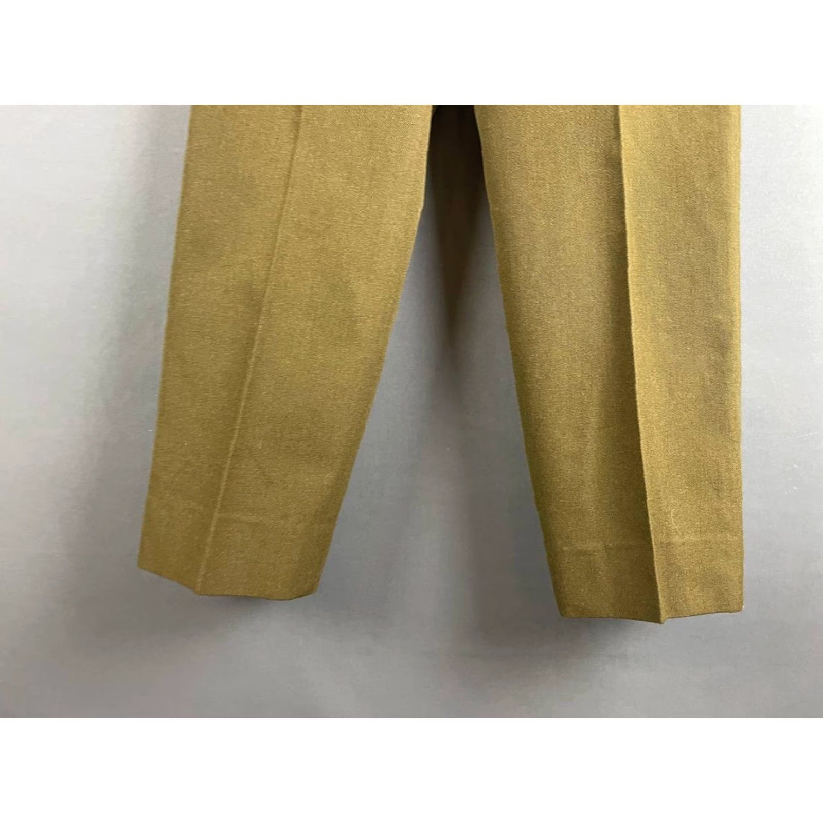 Vintage Mens Dress Pants Brown Pleated Stretch Straight Leg High-Rise Pants Mens Regular Brown Dress Size US 35 - 5 Thumbnail