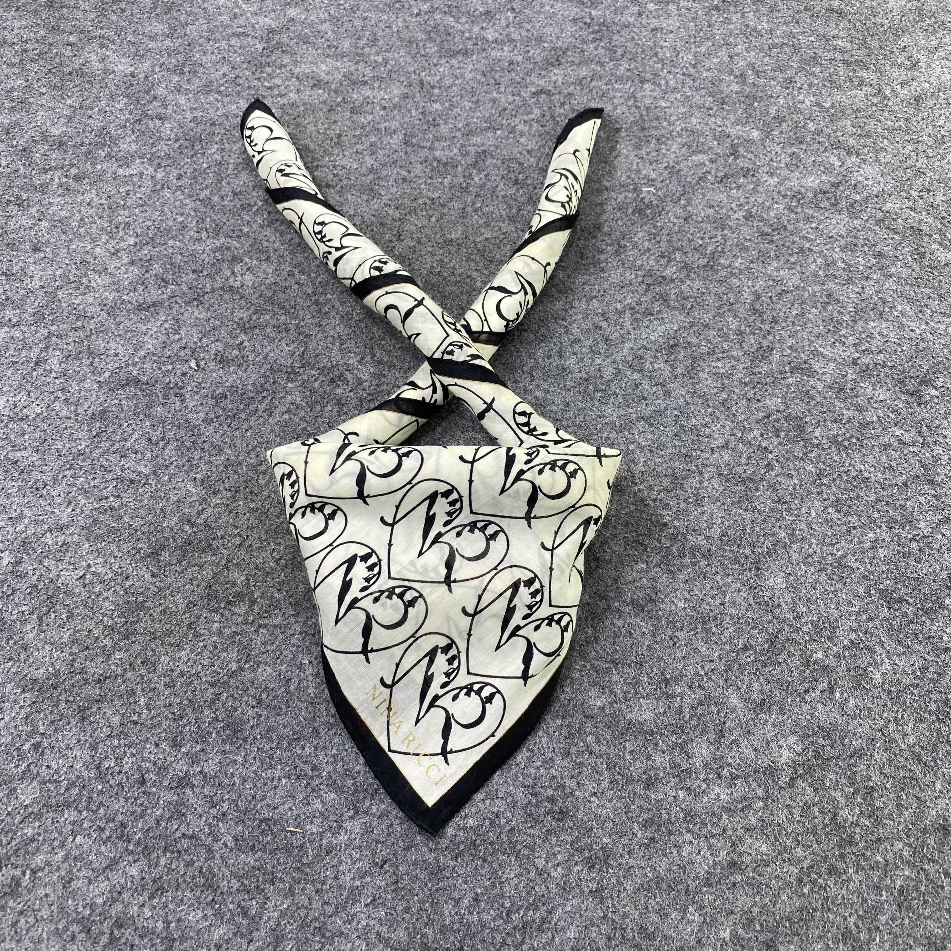 Nina Ricci Nina Ricci Handkerchief / Bandana / Neckerchief-B2347 Size ONE SIZE - 1 Thumbnail
