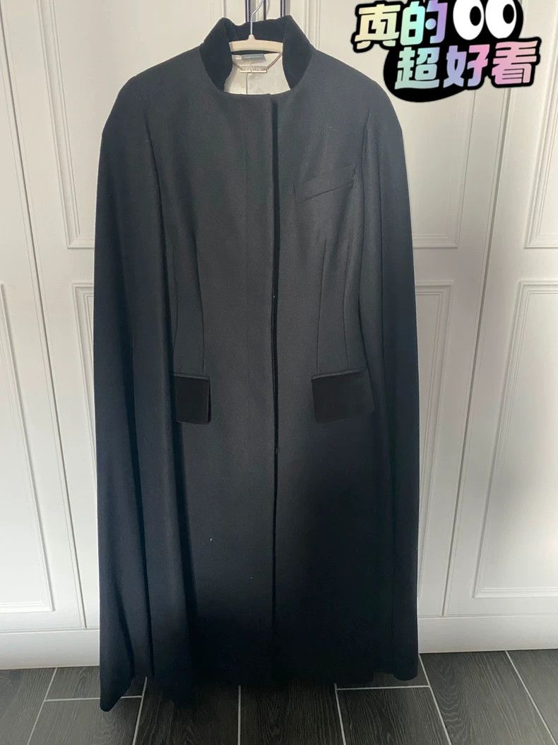 Alexander McQueen Alexander McQUEEN size 38 cape coat Nextarrow-2505 Size S / US 4 / IT 40 - 1 Thumbnail