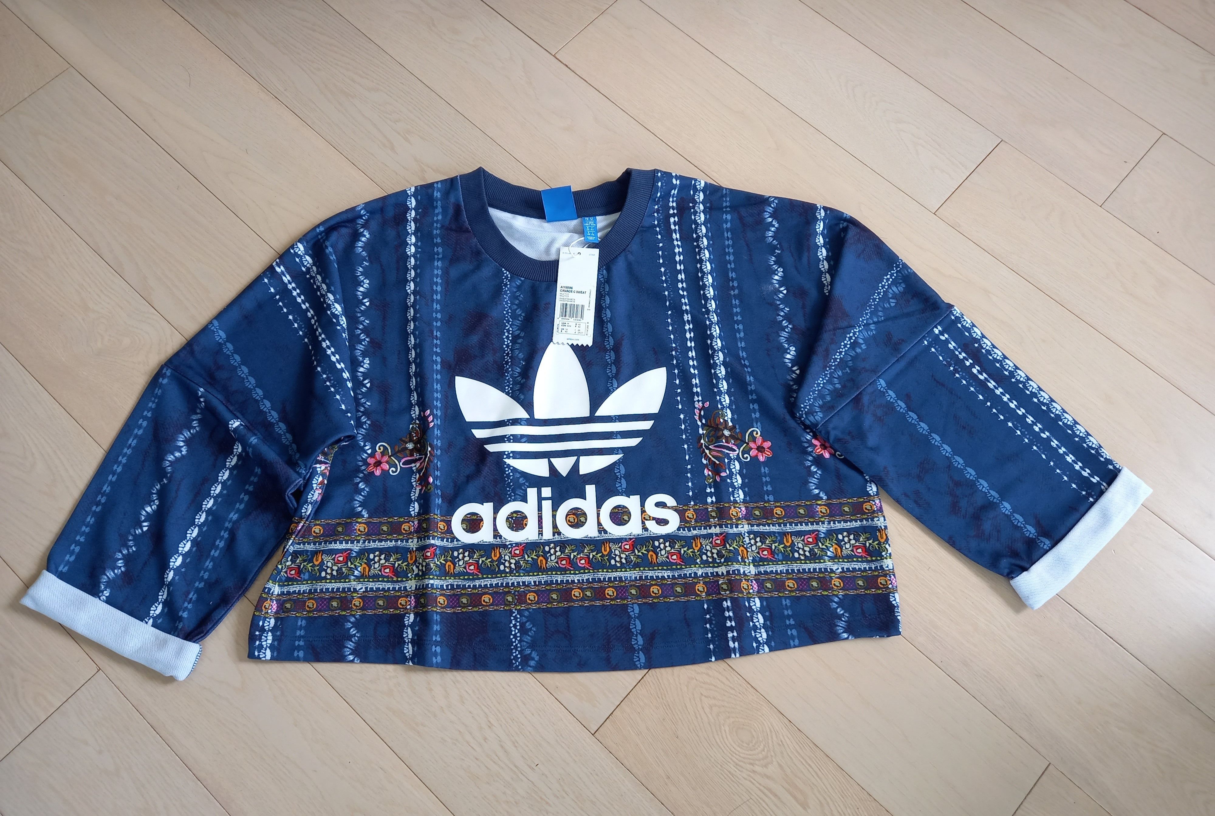 Adidas × Vintage NWT Adidas x Farm Cirandeira Cropped Sweatshirt AY6896 Size M / US 6-8 / IT 42-44 - 1 Thumbnail
