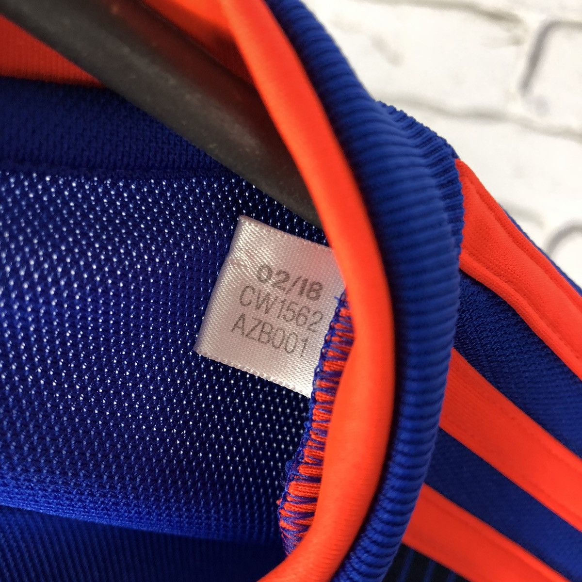 Adidas Colombia national team 2018 2019 away soccer jersey Size US M / EU 48-50 / 2 - 6 Thumbnail