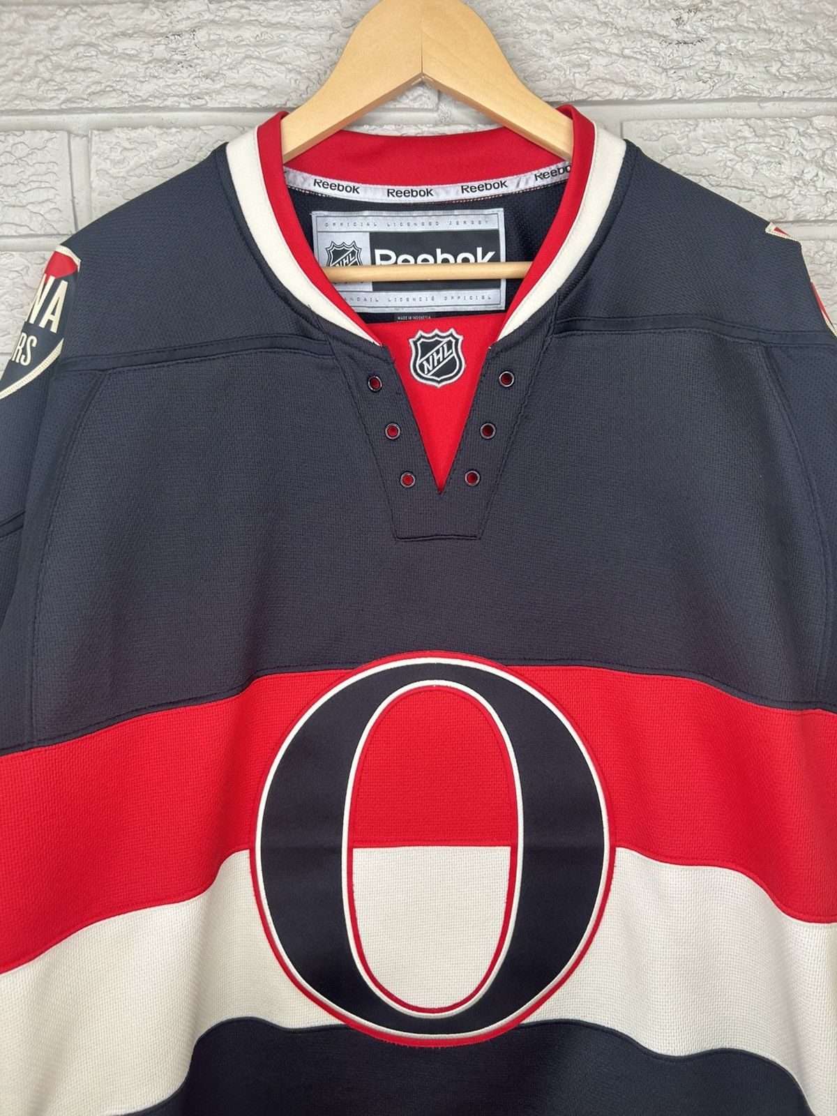 Reebok Reebok Ottawa Senators Heritage NHL Jersey Size US L / EU 52-54 / 3 - 2 Thumbnail