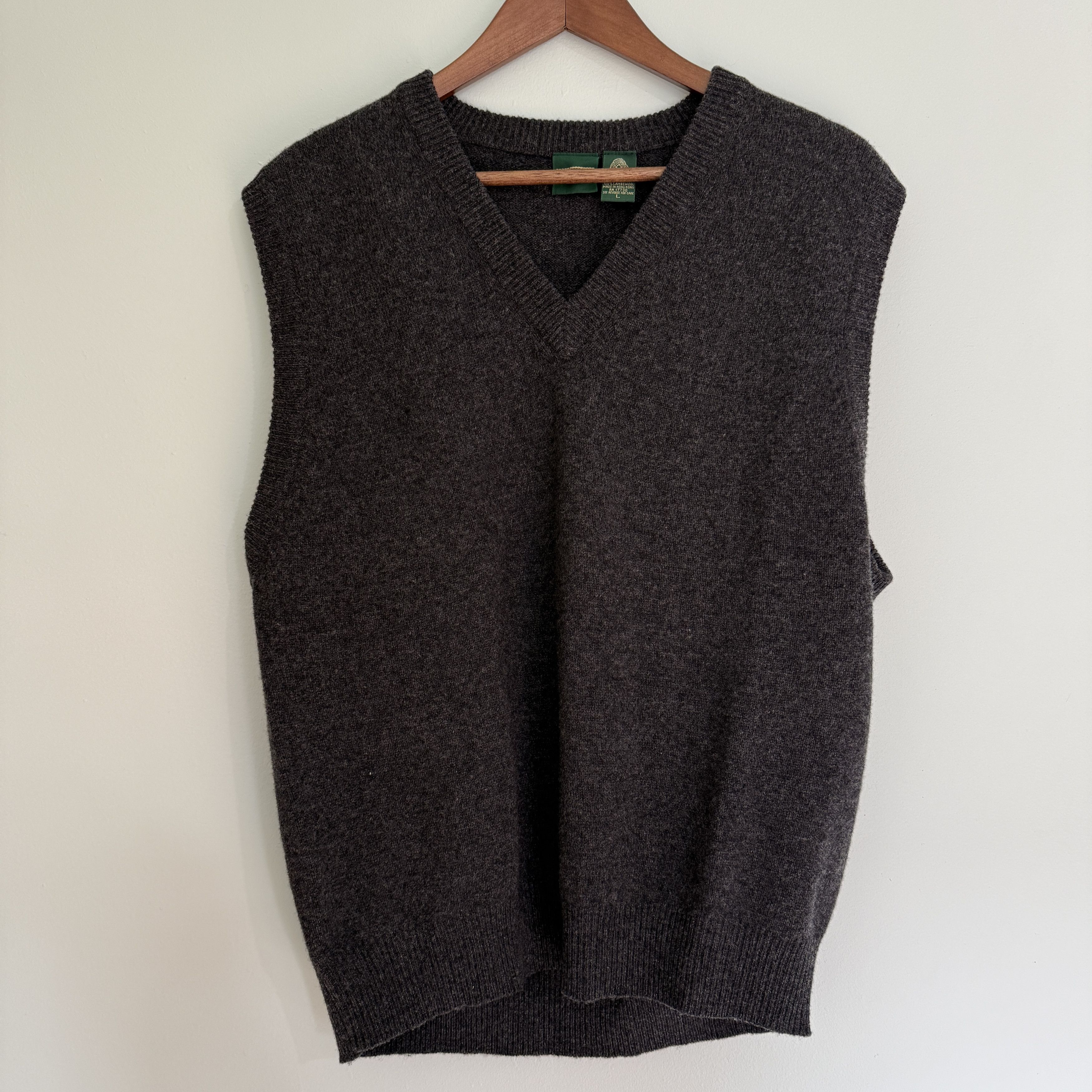 Other Clubfellow 100% Lambswool Dark Academia Sweater Vest Size US L / EU 52-54 / 3 - 1 Thumbnail
