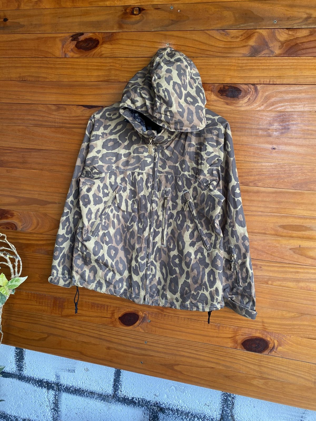 Japanese Brand RNA Inc Leopard Print Hooded Jacket – Vintage Streetwear Size US S / EU 44-46 / 1 - 4 Thumbnail
