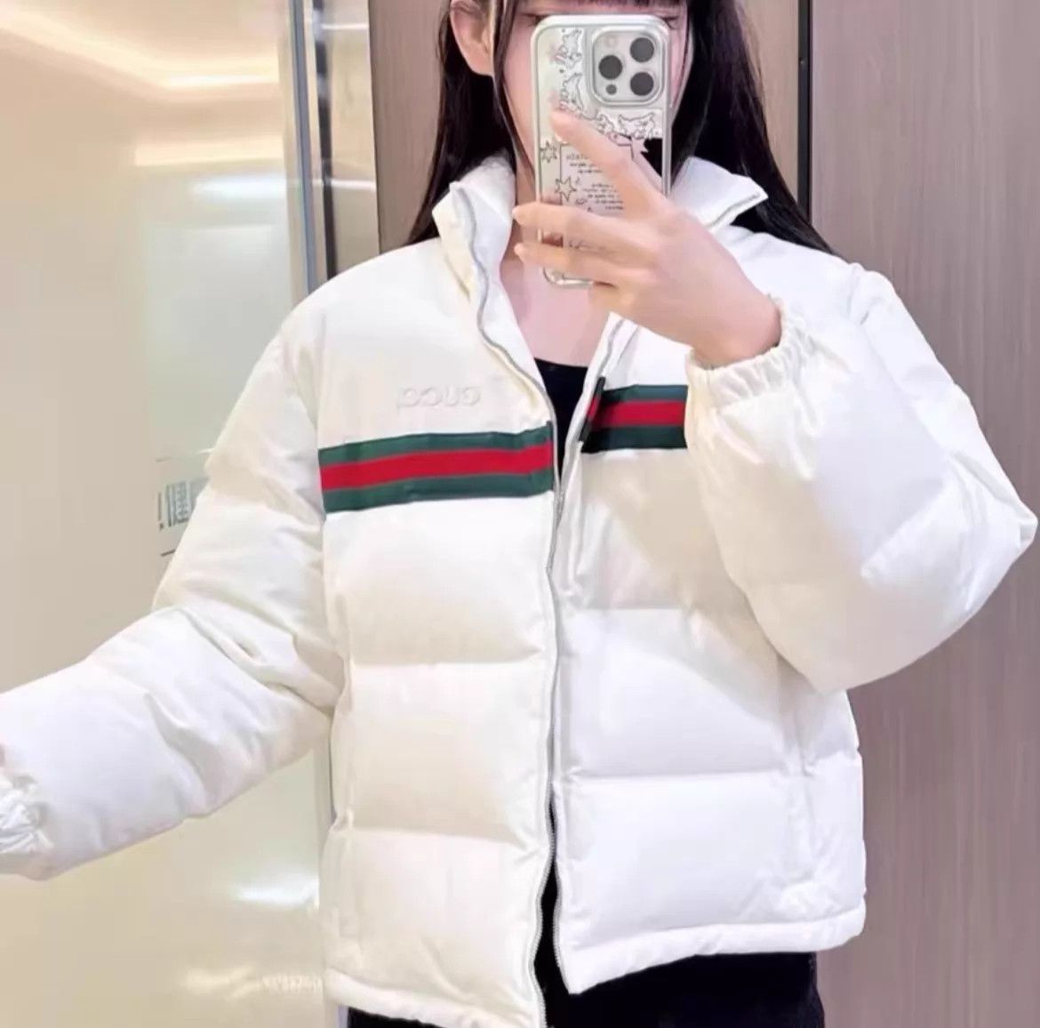 Gucci Gucci GG Stripe Logo Short Down Puffer Size XS / US 0-2 / IT 36-38 - 1 Thumbnail