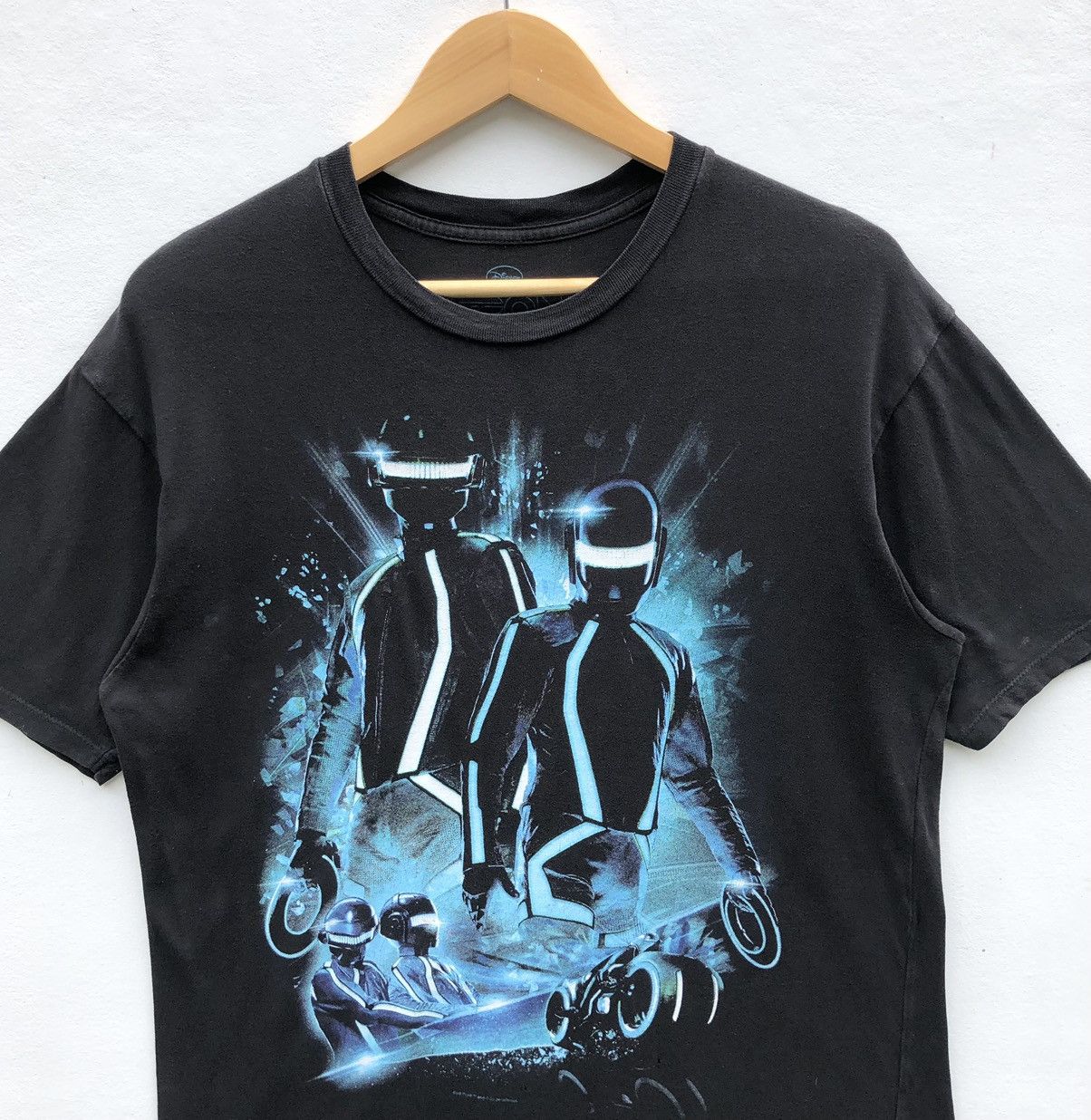 Disney Vintage Disney Merchandise Tron Legacy Daft Punk Shirt Size US M / EU 48-50 / 2 - 5 Thumbnail