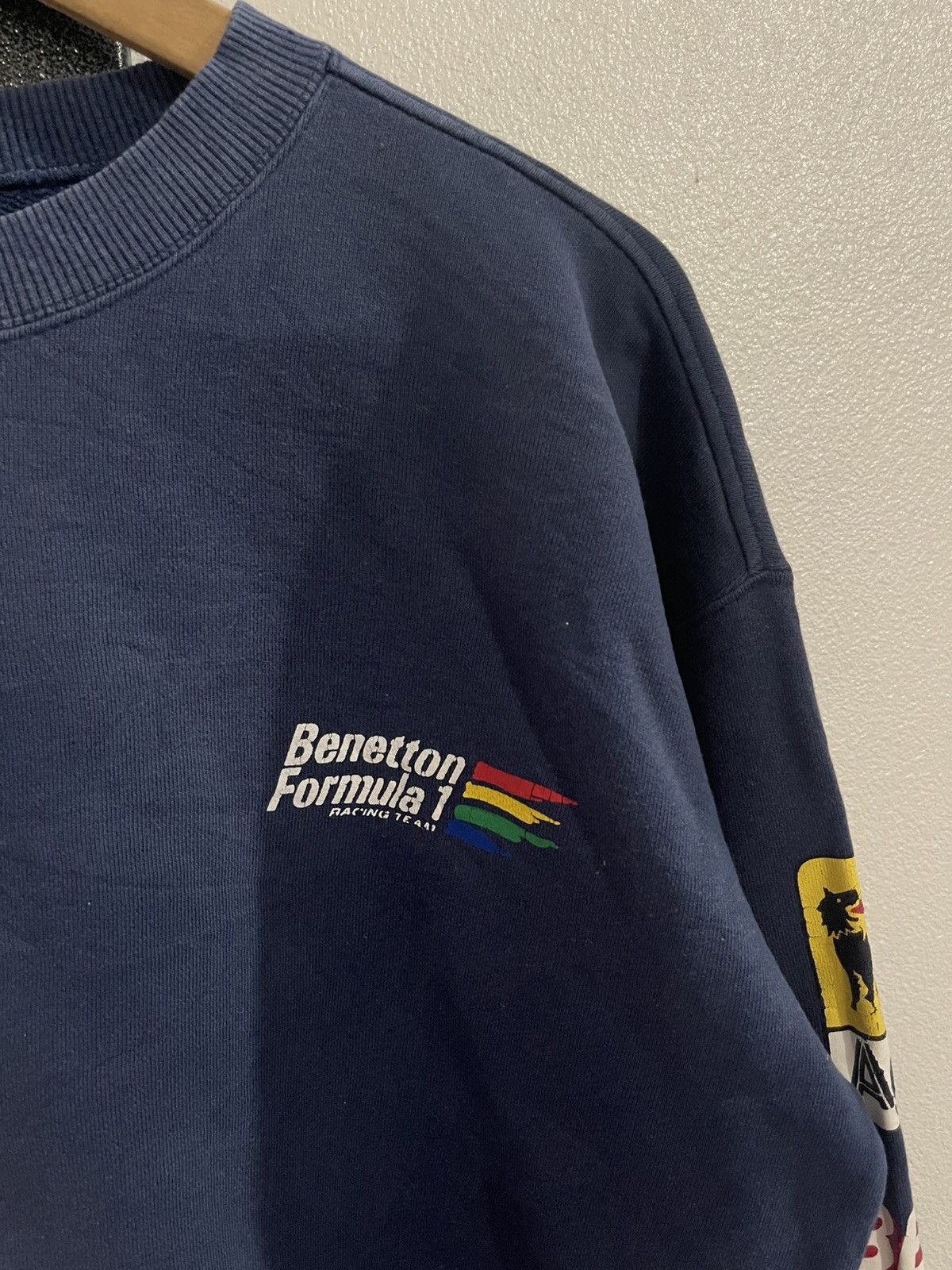 Benetton Vintage Benetton Formula 1 Racing Team Distressed Sweatshirt Size US L / EU 52-54 / 3 - 5 Thumbnail