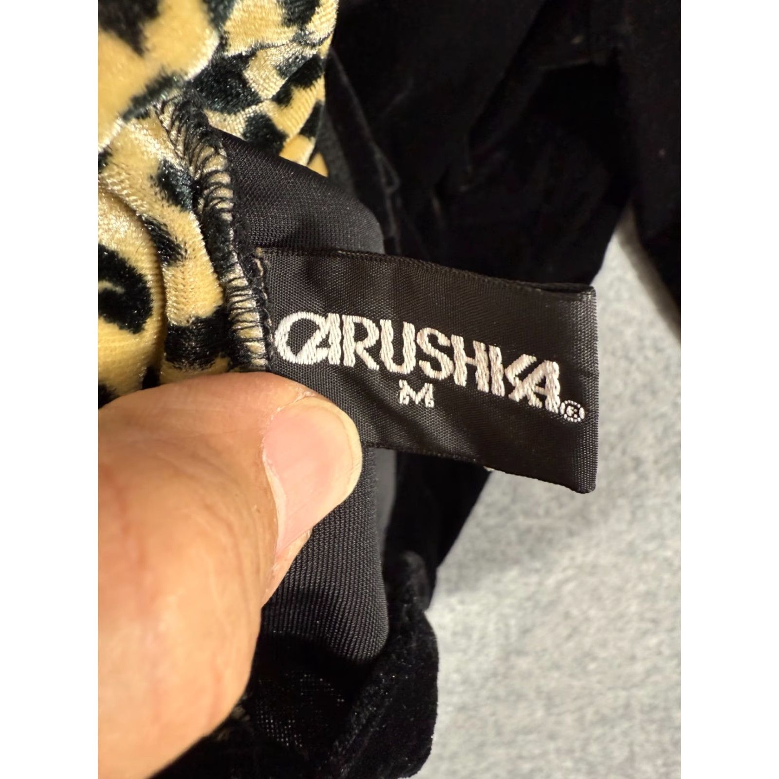 Velvet VINTAGE Carushka Velvet Leopard Jacket Womens M Black Full Zip Hooded USA VTG Size M / US 6-8 / IT 42-44 - 7 Thumbnail