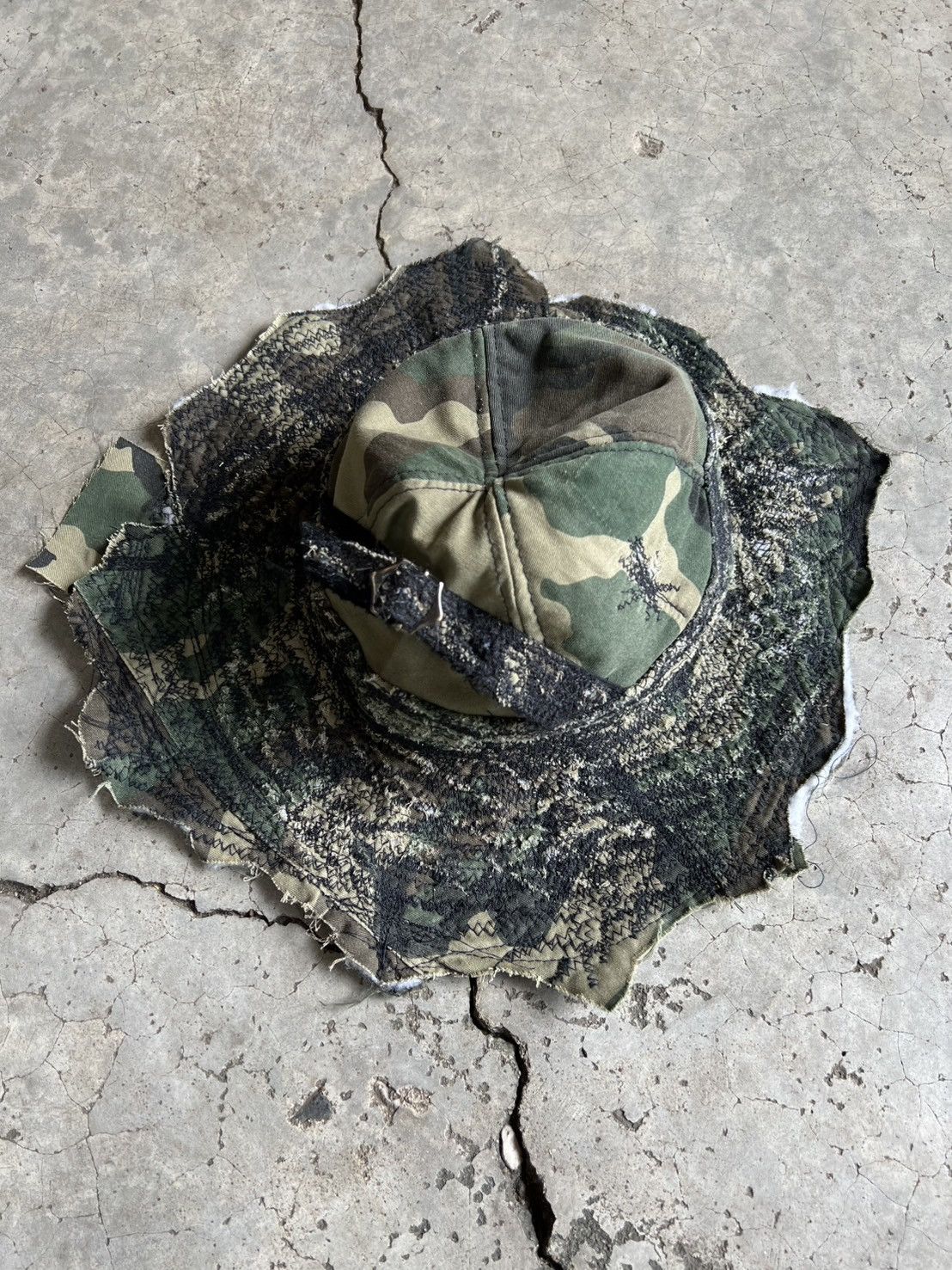 Other Camo Patchwork Bucket Hat Vintage Military Distressed Size ONE SIZE - 1 Thumbnail