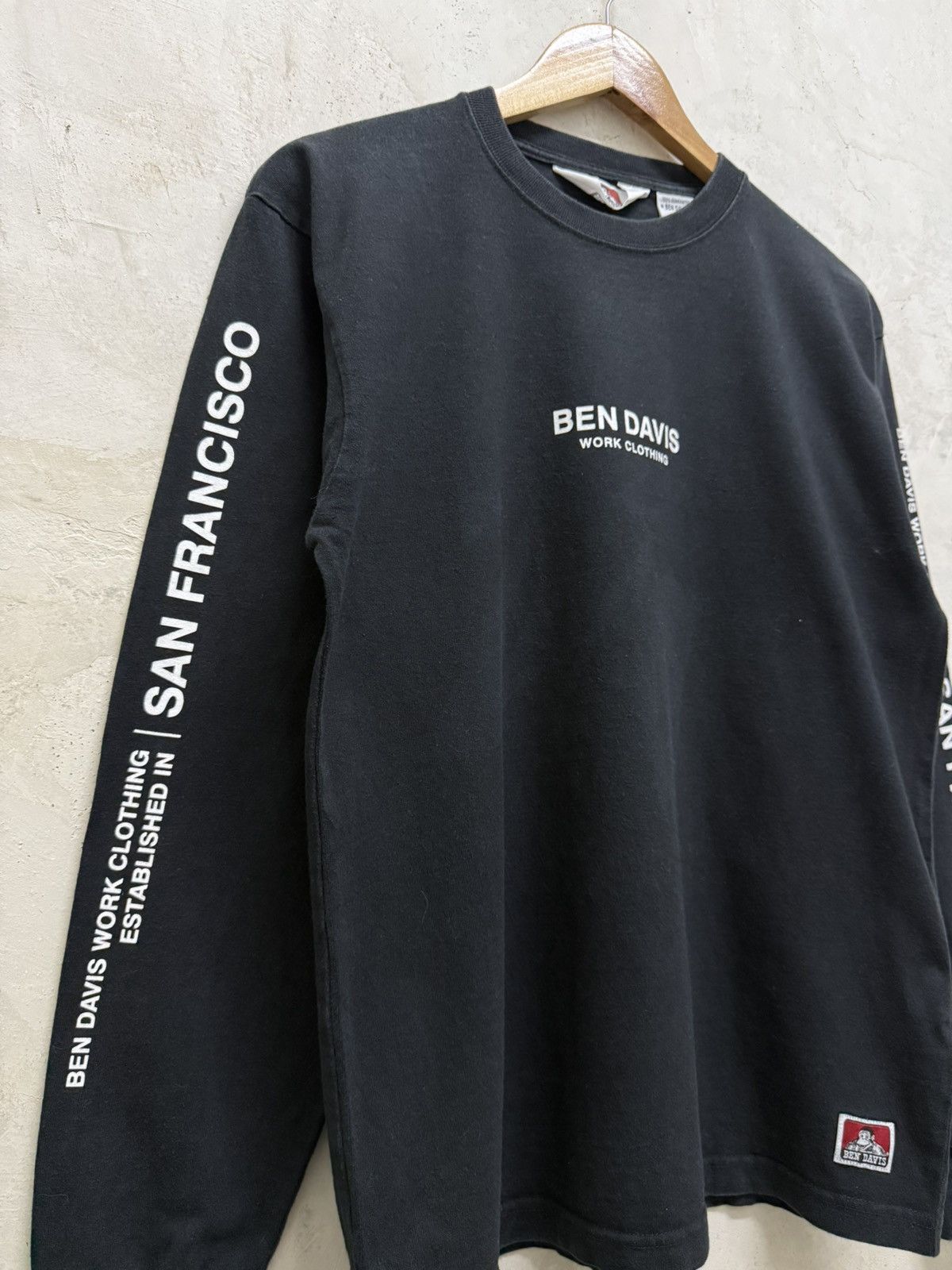 Ben Davis 2000s Ben Davis Script on Sleeve Center Logo T Shirt Size US M / EU 48-50 / 2 - 3 Thumbnail