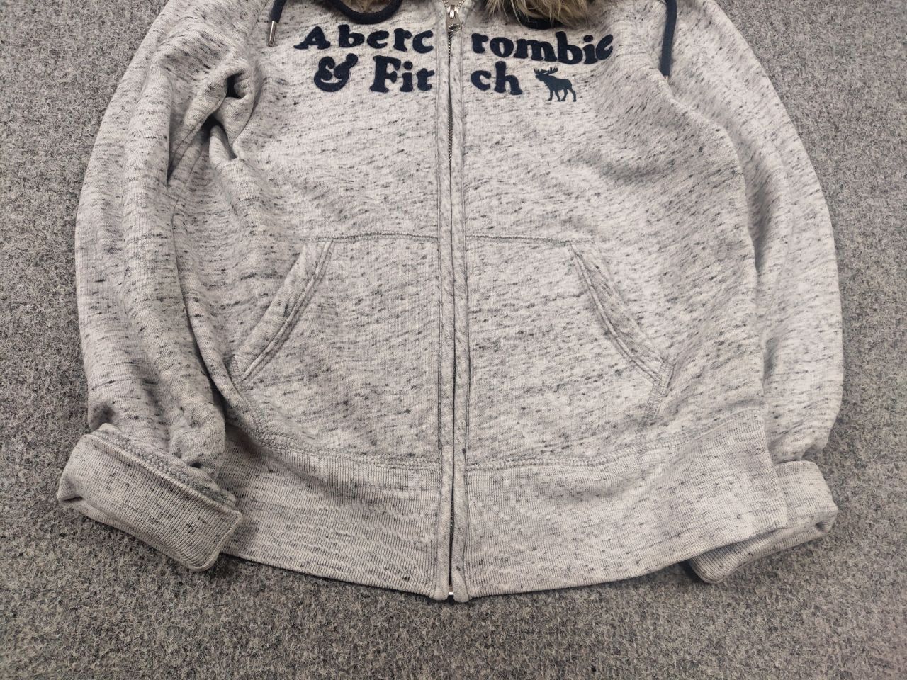 Abercrombie & Fitch Vintage Abercrombie Y2K If six was nine fur Zip Hoodie Size US S / EU 44-46 / 1 - 5 Thumbnail