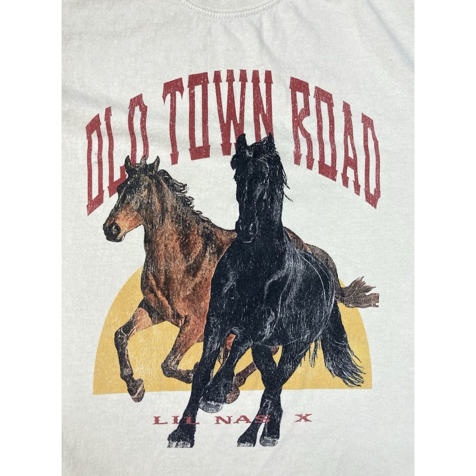 Vintage Lil Nas X Graphic T-shirt Women Medium Beige Short Sleeve Music Shirt Ladies Crew Neck Vintage? Size M / US 6-8 / IT 42-44 - 2 Thumbnail