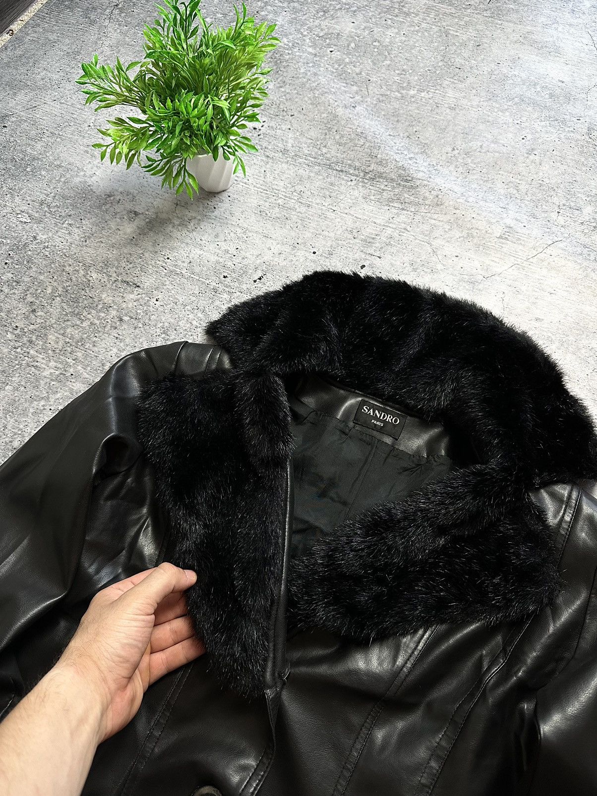 Sandro Vintage 90s Sandro Paris Faux Fur PVC Leather Jacket Size M / US 6-8 / IT 42-44 - 4 Thumbnail
