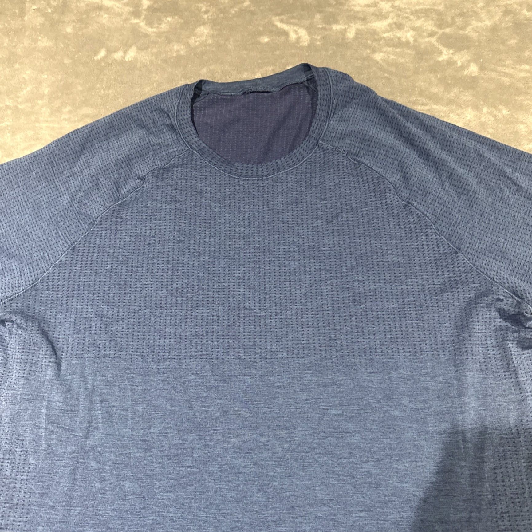 Lululemon Lululemon Shirt Mens XL Blue Metal Vent Stretch Active Comfort Performance T‑Shirt Cross Training Gym Running Sports Mens XL Blue Metal Vent 90s Size US XL / EU 56 / 4 - 2 Thumbnail