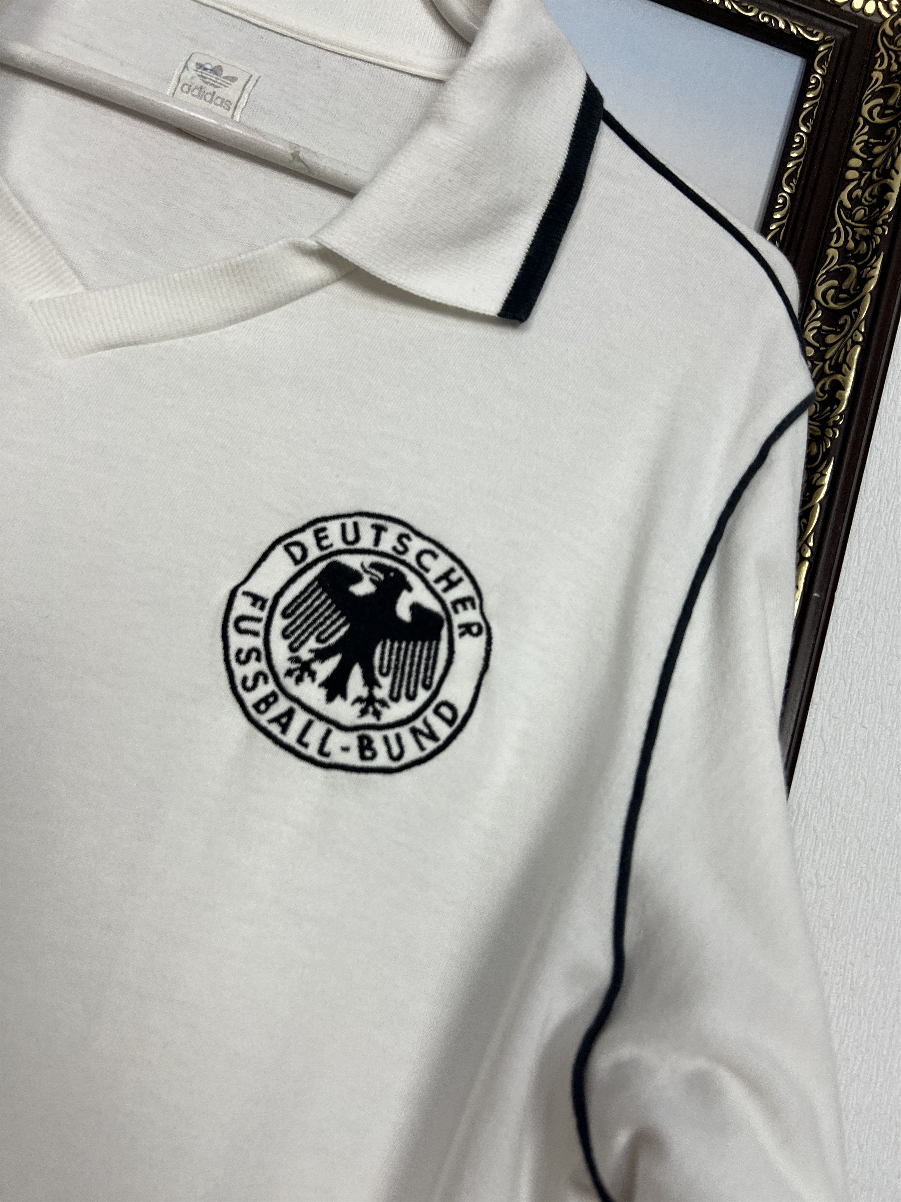 Adidas Original Germany World Cup Football Shirt Long Sleeve Jersey Size US L / EU 52-54 / 3 - 4 Thumbnail