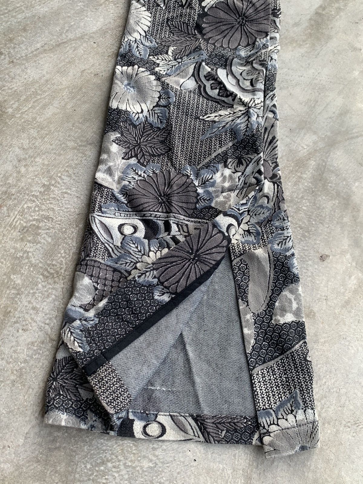 Hysteric Glamour × Japanese Brand × Vintage Women Denim Flower Full Print By Designer Size 28" / US 6 / IT 42 - 8 Thumbnail