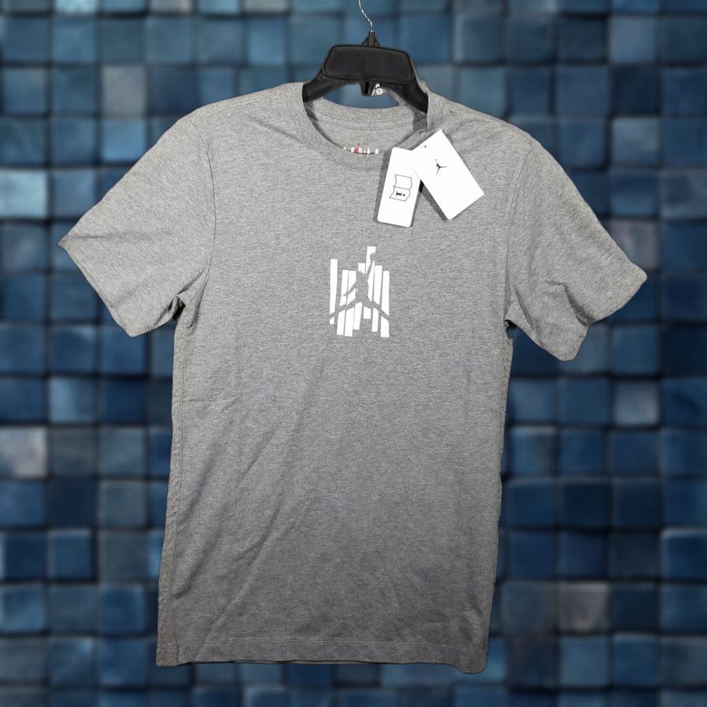 Jordan Brand Air Jordan Nike Mens Collage Graphic T-Shirt XS Gray Short Sleeve Crew Neck Mens Size US XS / EU 42 / 0 - 1 Thumbnail