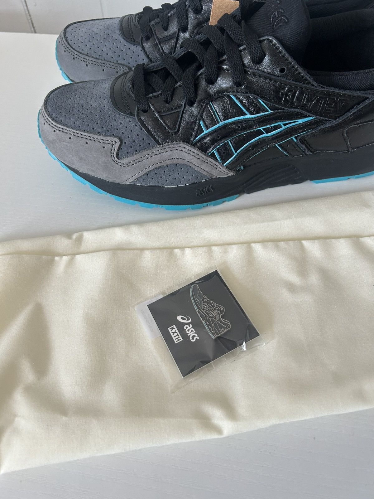 Asics × Kith Kith x ASICS Gel-Lyte V Leatherback Size US 8.5 / EU 41-42 - 9 Thumbnail