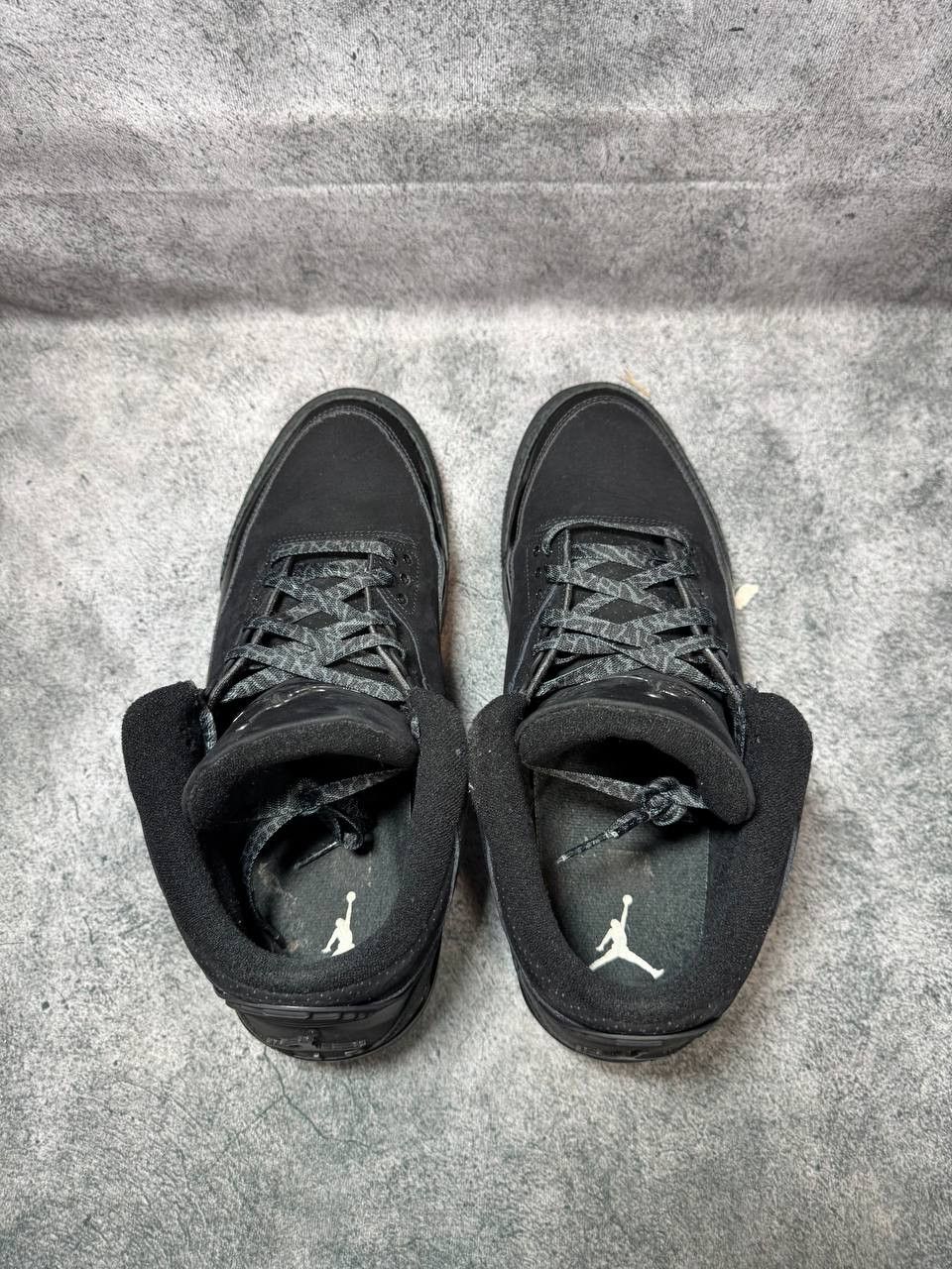 Jordan Brand Size 13 | Jordan 3 Black Cat No Box | Pre-Owned Size US 13 / EU 46 - 4 Thumbnail