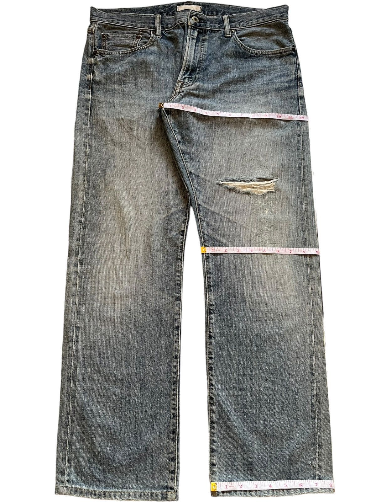 Japanese Brand × Uniqlo SALES🔥Vintage Uniqlo Selvedge Faded Wash Loose Jeans Size US 35 - 15 Thumbnail
