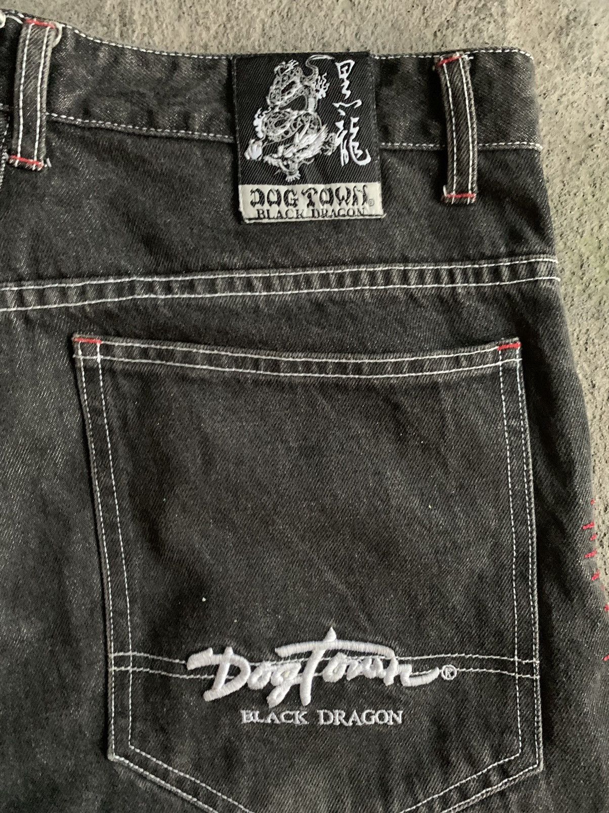 Dogtown × Japanese Brand Dog town black dragon jorts Size US 36 / EU 52 - 7 Thumbnail
