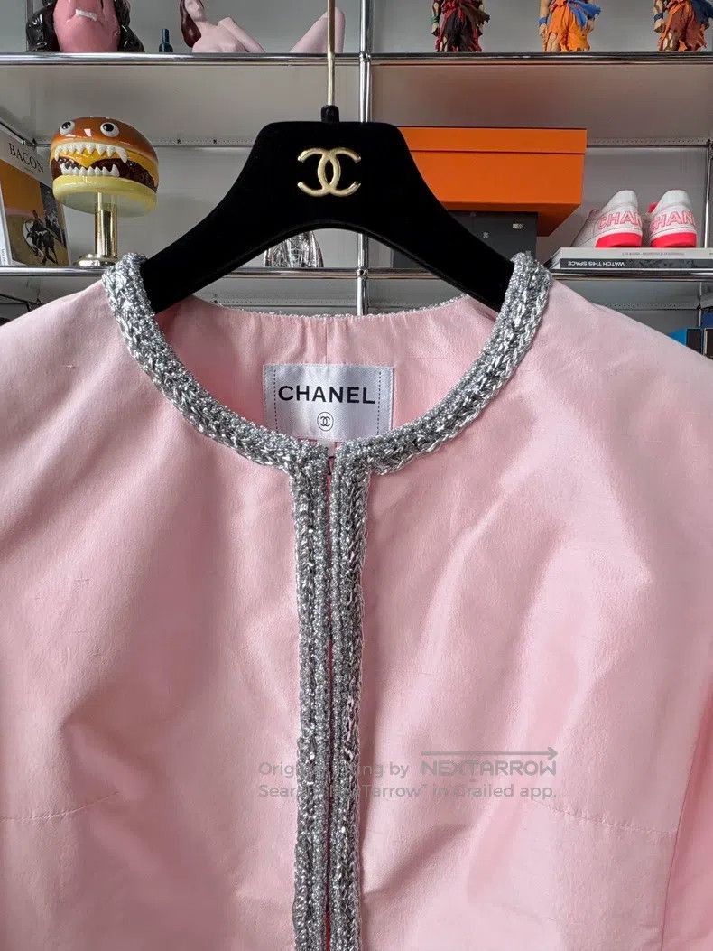 Chanel Chanel 20S Roof Series Pink Silver Foil Rolled Two Pocket Size M / US 6-8 / IT 42-44 - 2 Thumbnail