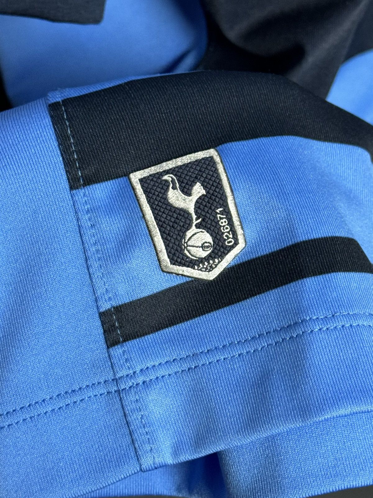 Under Armour Tottenham Hotspur 15/16 Away Football Jersey Size US L / EU 52-54 / 3 - 4 Thumbnail