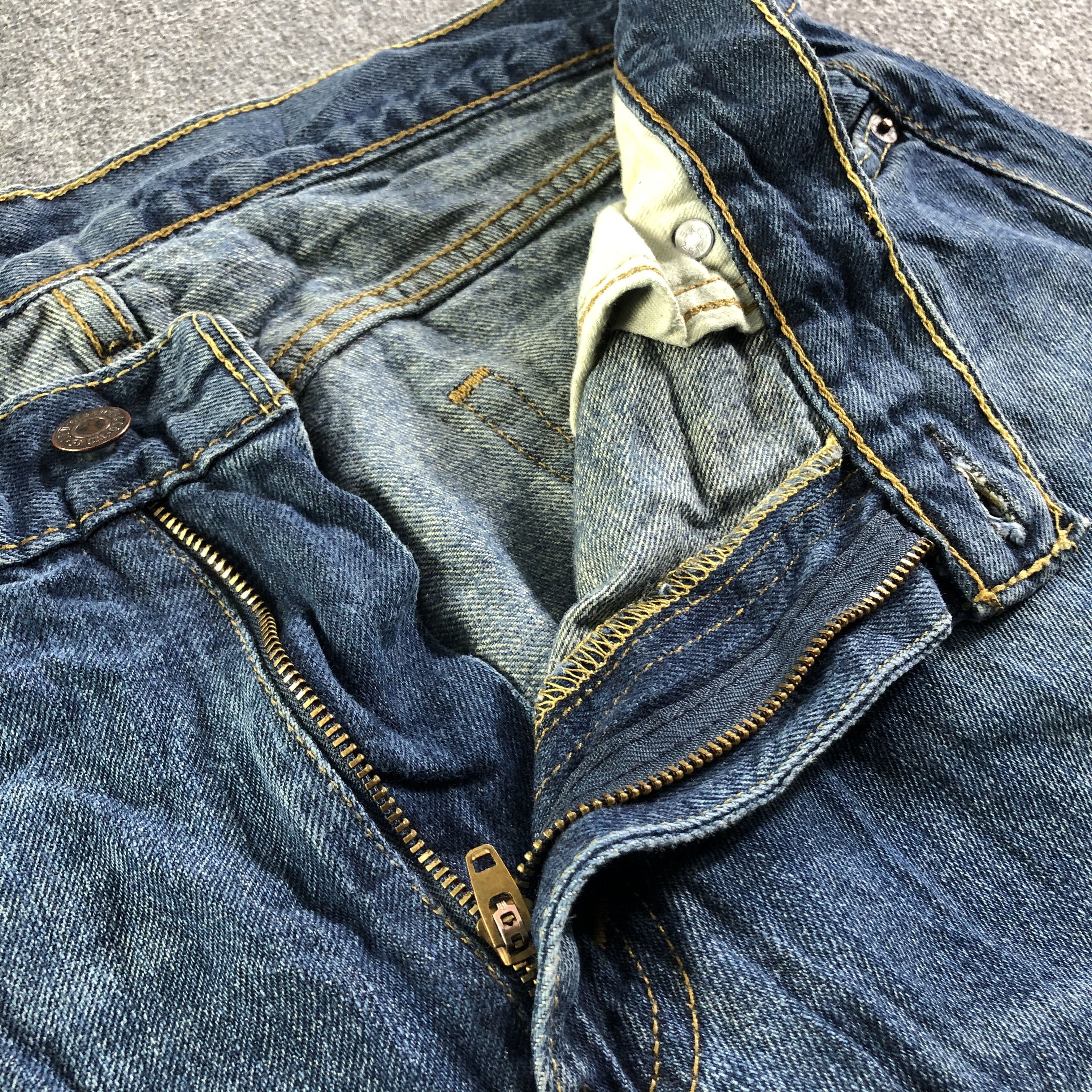 Levi's Vintage Blue Wash Levis 514 Jeans-J4116 Size US 36 / EU 52 - 8 Thumbnail