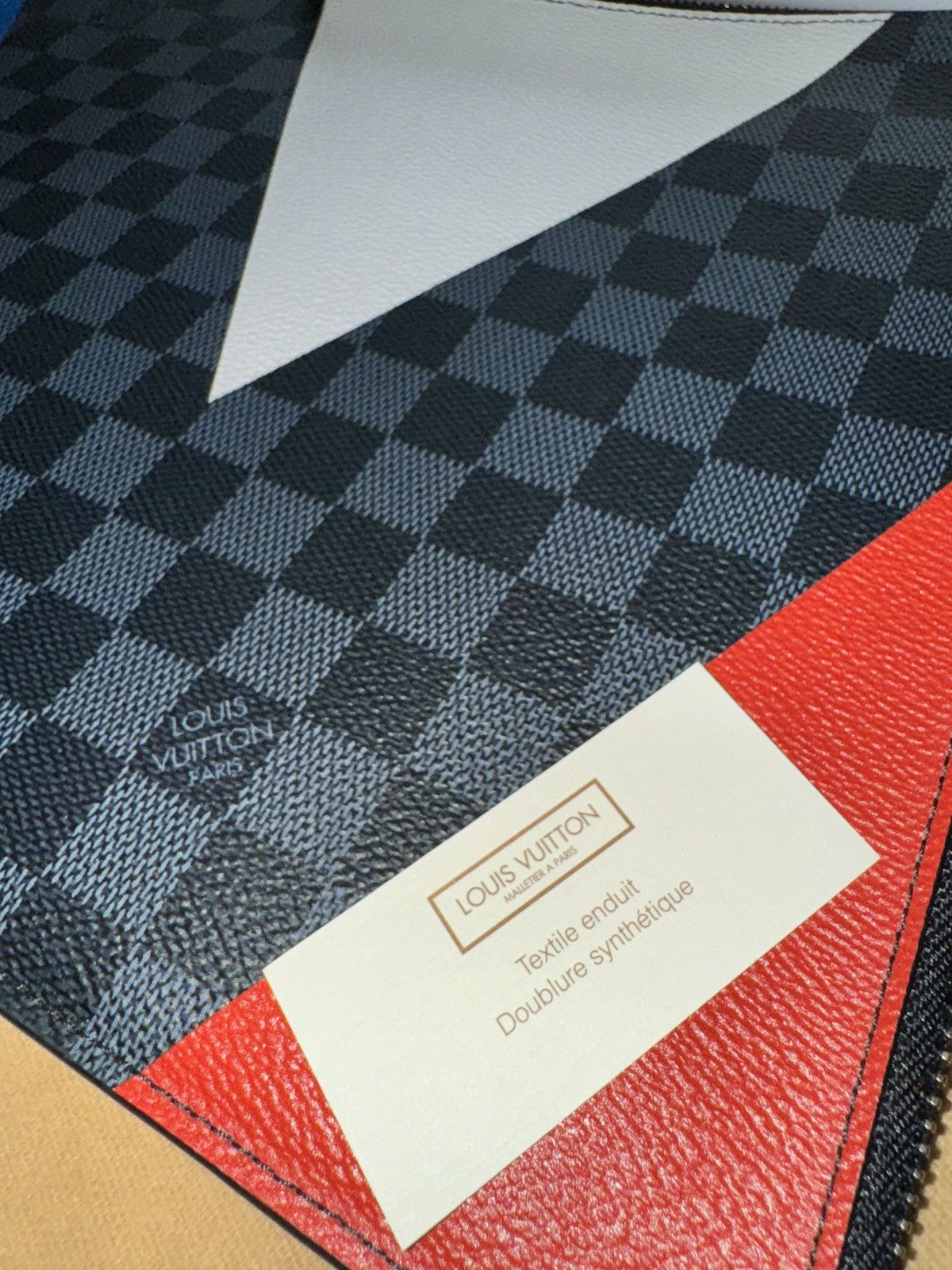 Louis Vuitton LOUIS VUITTON x AMERICA’S CUP CLUTCH BAG *RARE* Size ONE SIZE - 21 Thumbnail