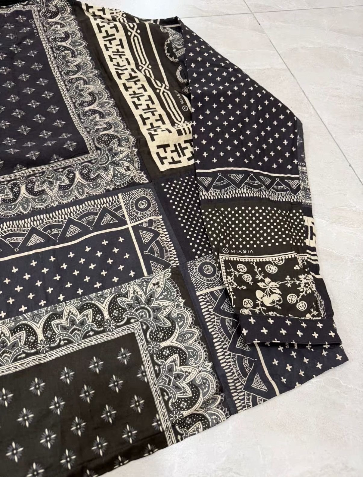 Visvim VISVIM 19SS ICT TUNIC P.O. Limited Black Paisley Shirt J34 Size US S / EU 44-46 / 1 - 9 Thumbnail