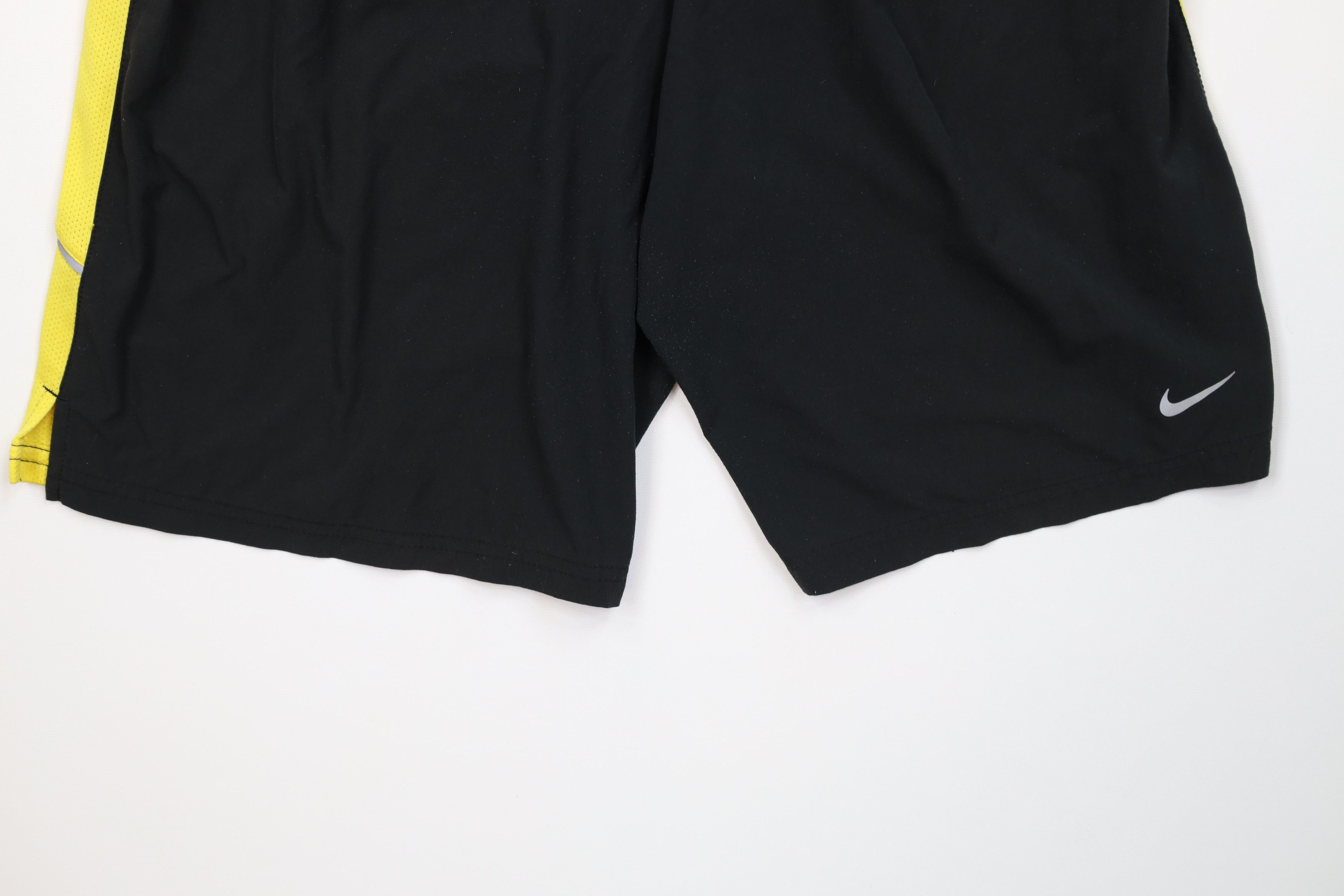 Nike Vintage Y2K Nike Mini Swoosh Reflective Lined Shorts Black Size US 32 / EU 48 - 4 Thumbnail
