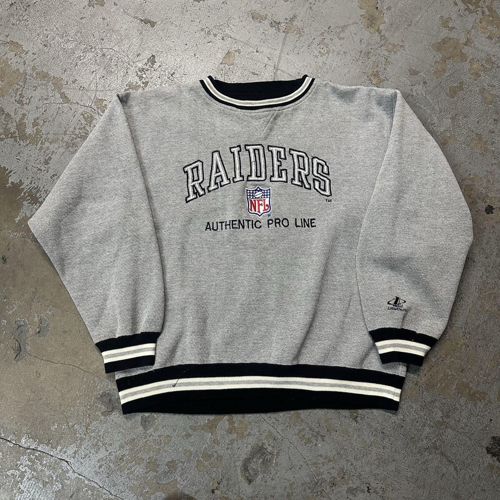 Logo Athletic × NFL × Vintage Vintage 90s Logo Athletic Los Angeles Raiders Sweatshirt Size US L / EU 52-54 / 3 - 2 Thumbnail