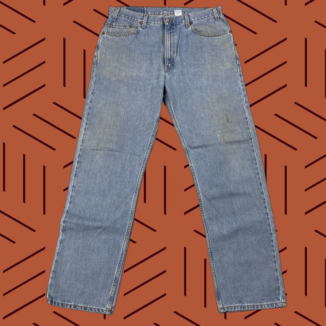 Levi's VTG Levi's 505 Denim Jeans Straight Leg 38x32 Regular Men Blue Light Wash 80s 90s Distressed No Pockets Zipper N/A Size US 38 / EU 54 - 1 Thumbnail
