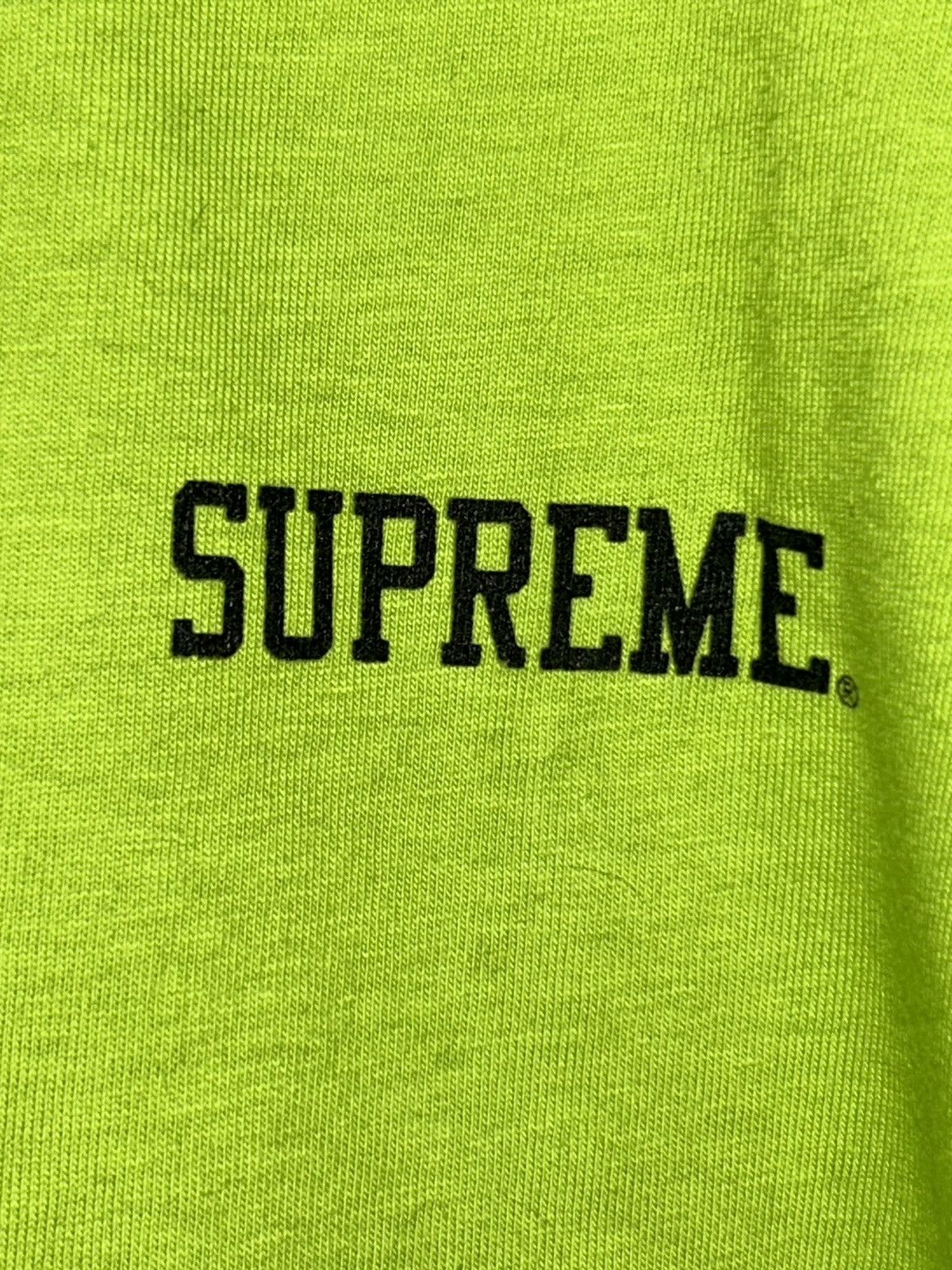 Supreme Supreme x Akira Pill Tee FW17 size Large NEW Size US L / EU 52-54 / 3 - 6 Thumbnail