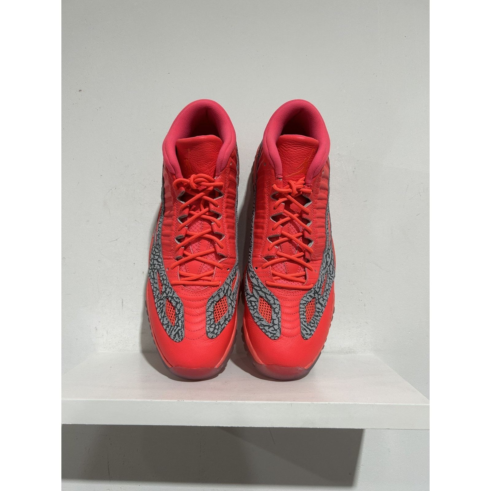 Jordan Brand JORDAN 11 RETRO LOW IE FLASH CRIMSON SIZE 14 PREOWNED Size US 14 / EU 47 - 3 Thumbnail