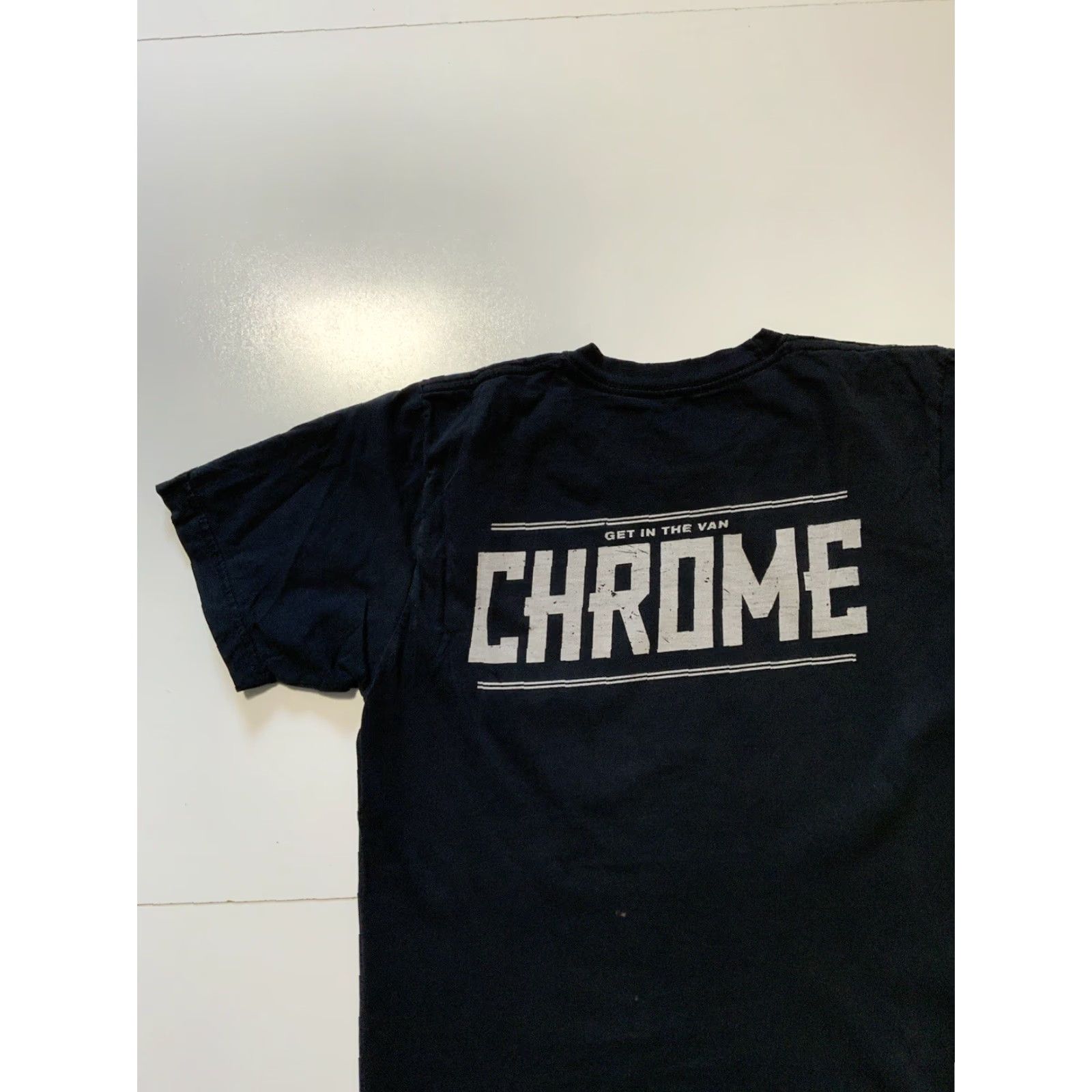 Industrie VINTAGE Chrome Industries Forged Rubber Get In The Van Black S/S Crewneck T-Shirt Sz. S Mens Size US S / EU 44-46 / 1 - 4 Thumbnail