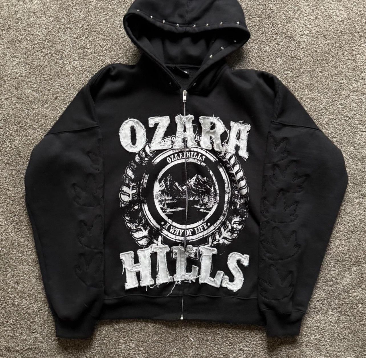 Streetwear Ozara Hills Zip Up Hoodie | Grailed