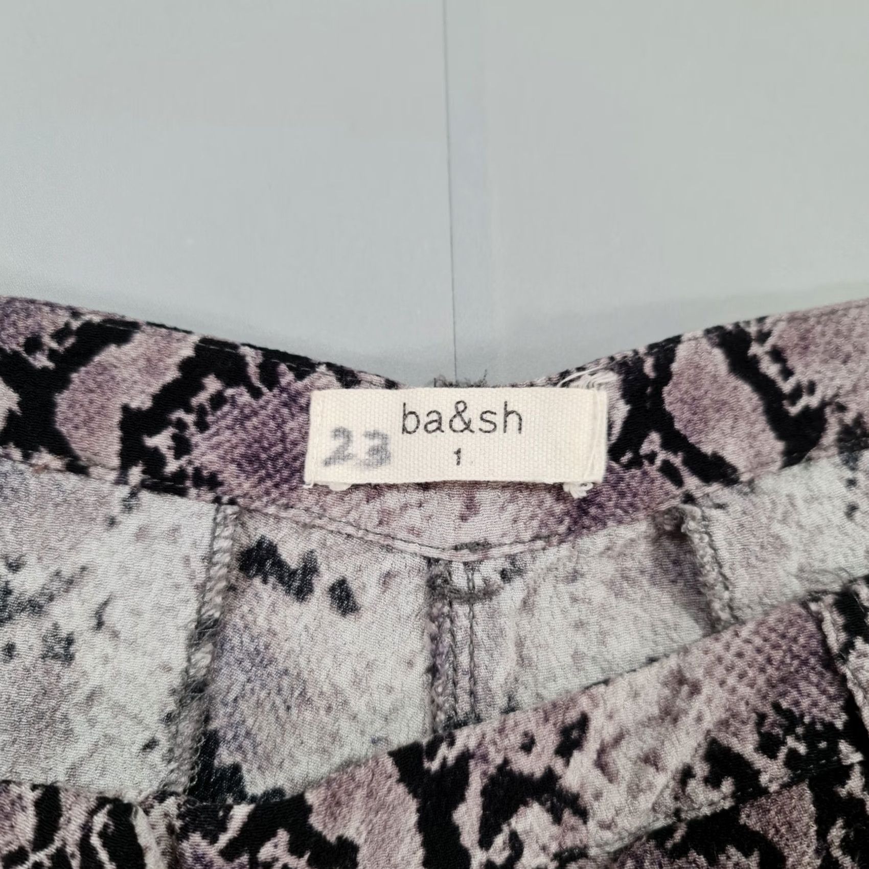 ba&sh ba&sh Trousers Women Grey Snake Pattern Casual Dress Pants Regular Size 1 Straight Leg Pockets Size 25" / US 0 / IT 36 - 6 Thumbnail