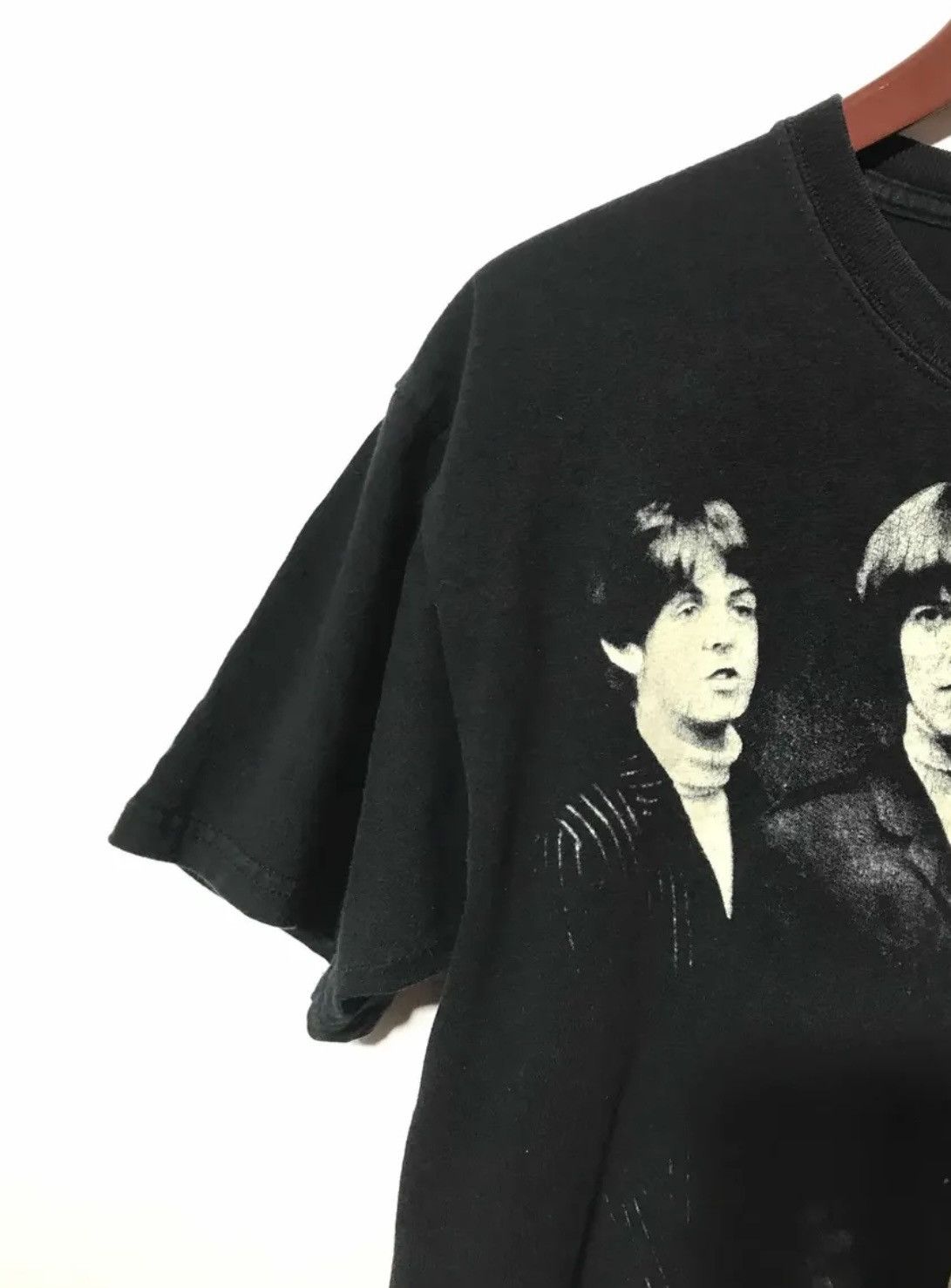 Vintage The beatles vintage big print winterland tag 2000s XL BLACK Size US XL / EU 56 / 4 - 7 Thumbnail