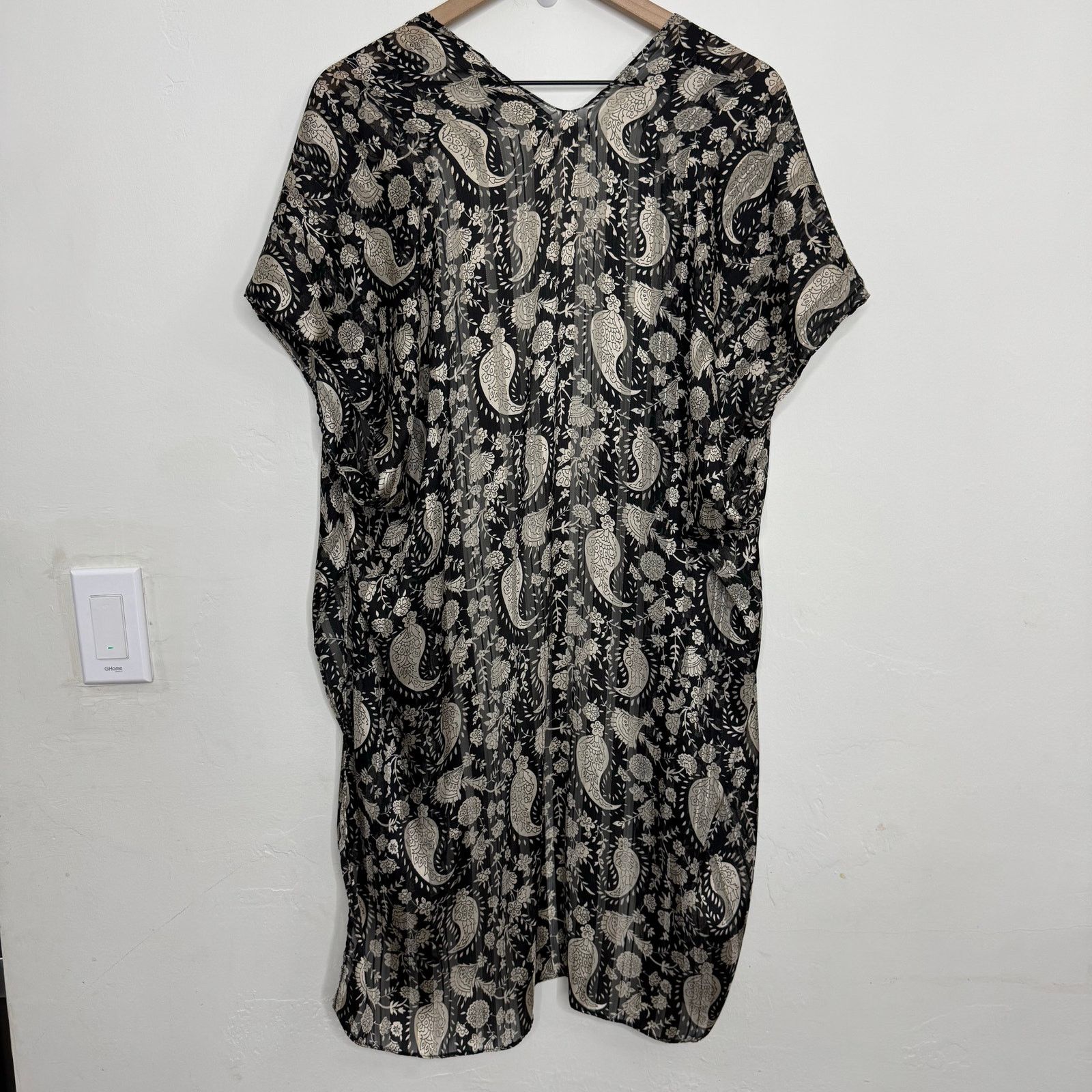 Other Ardene Black & White Cream Paisley Short Sleeve Kimono Duste Size ONE SIZE - 6 Thumbnail