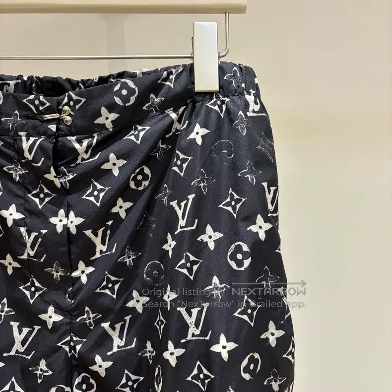 Louis Vuitton Louis Vuitton Black and White Full Print Jogging Pants Size US 36 / EU 52 - 5 Thumbnail