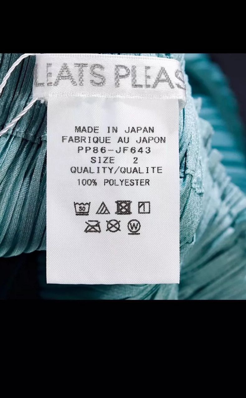 Issey Miyake Issey Miyake size:2 Light blue pleated trousers Size 22" - 4 Thumbnail